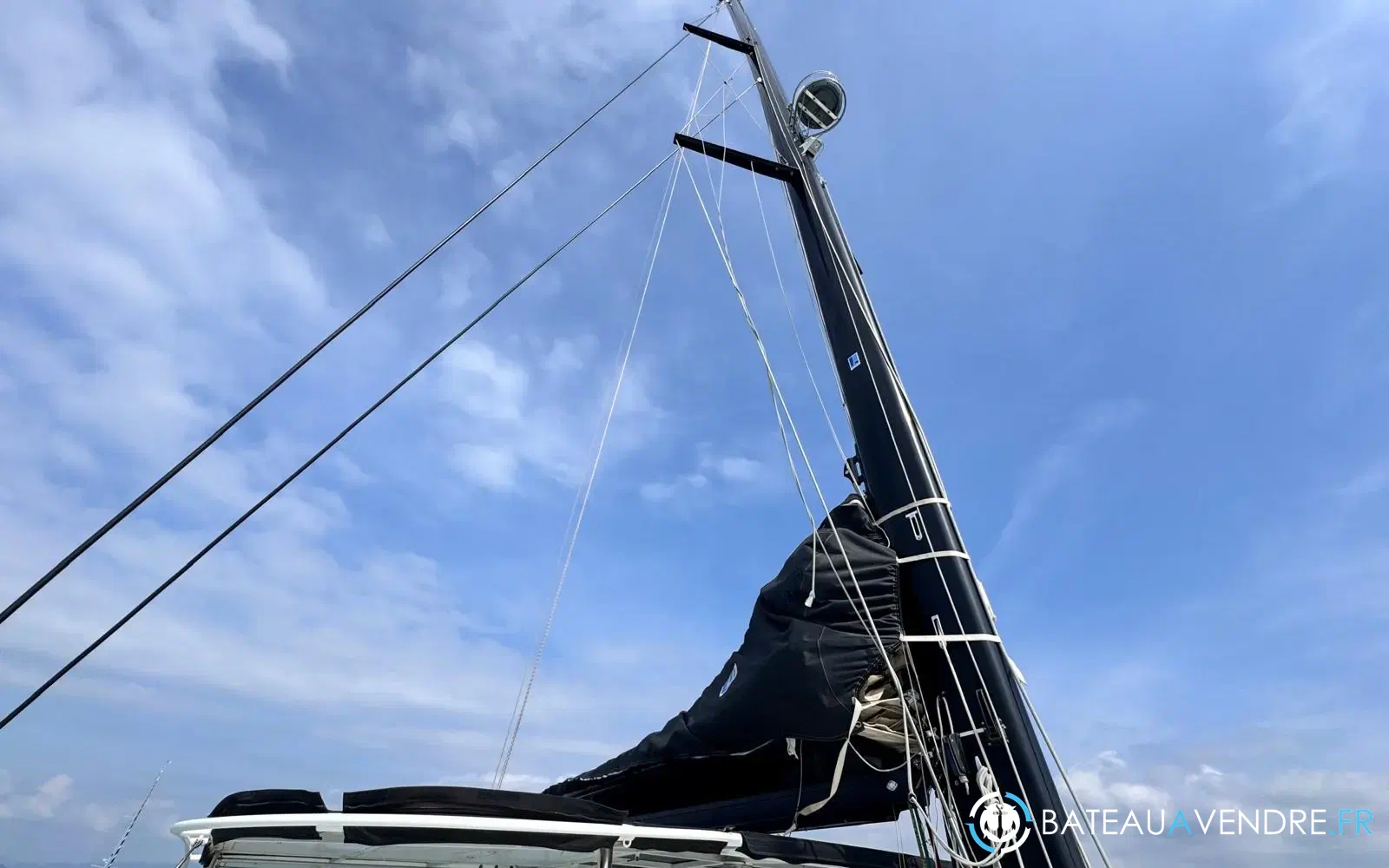 slider 17 Lagoon 52 F