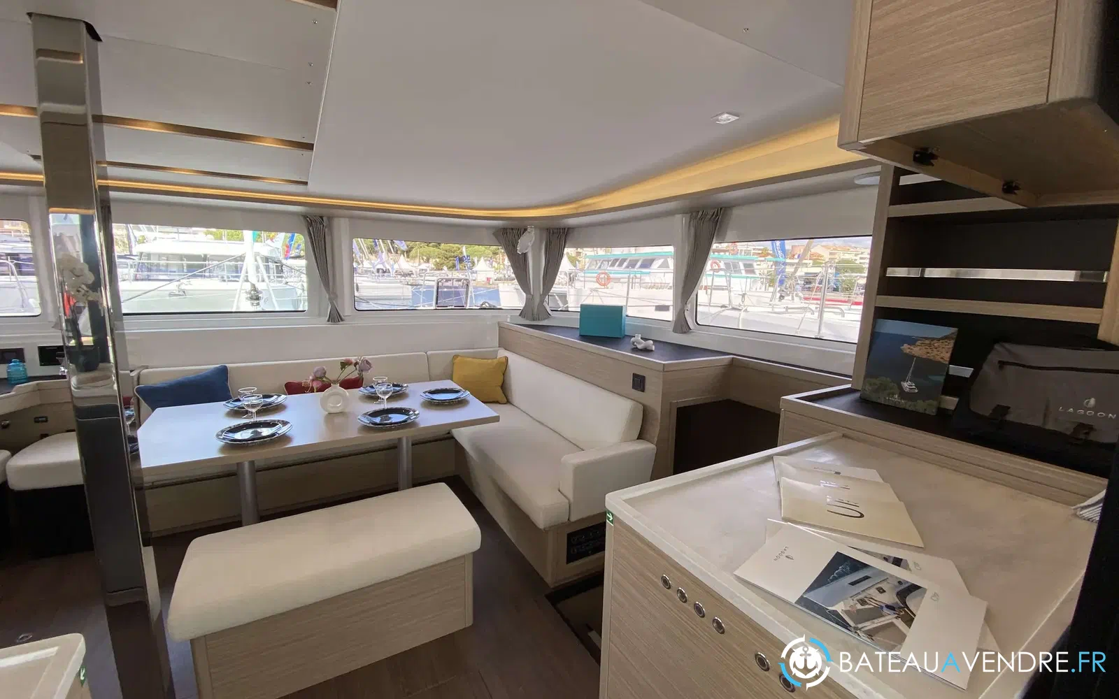 slider 8 Lagoon 46