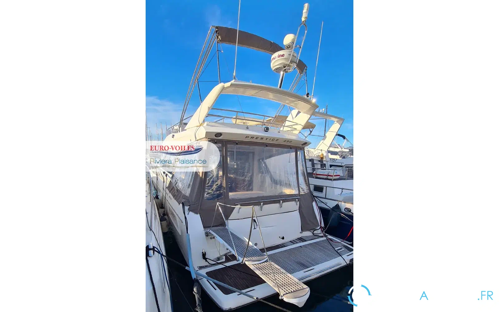 slider 0 Prestige Yachts 450 Fly