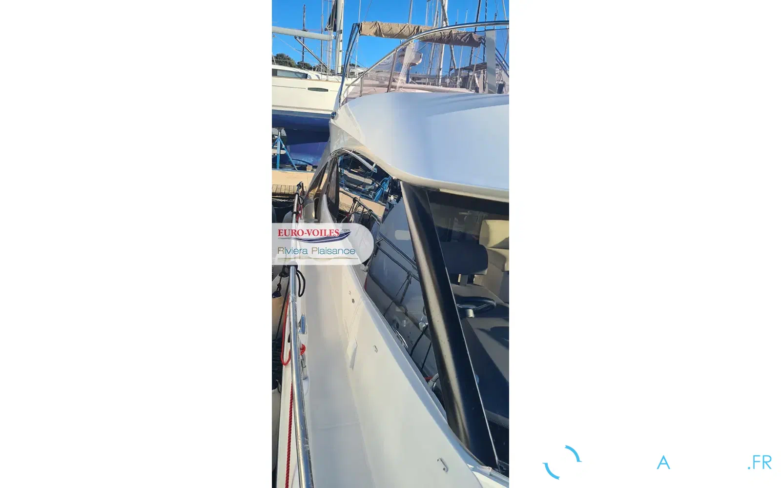 slider 1 Prestige Yachts 450 Fly