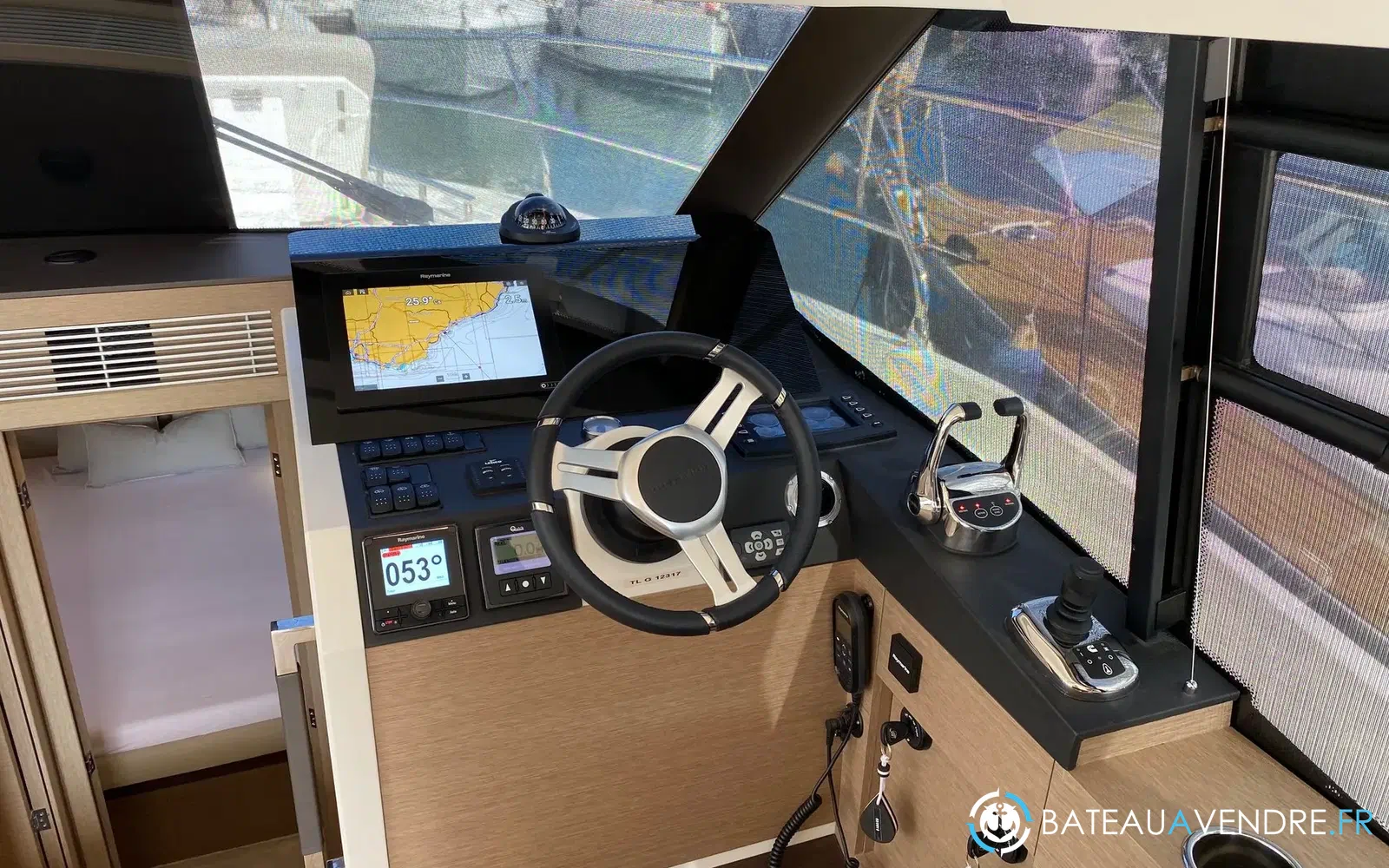 slider 12 Prestige Yachts 420 Fly