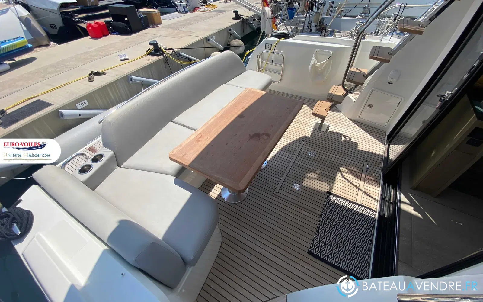 slider 5 Prestige Yachts 420 Fly