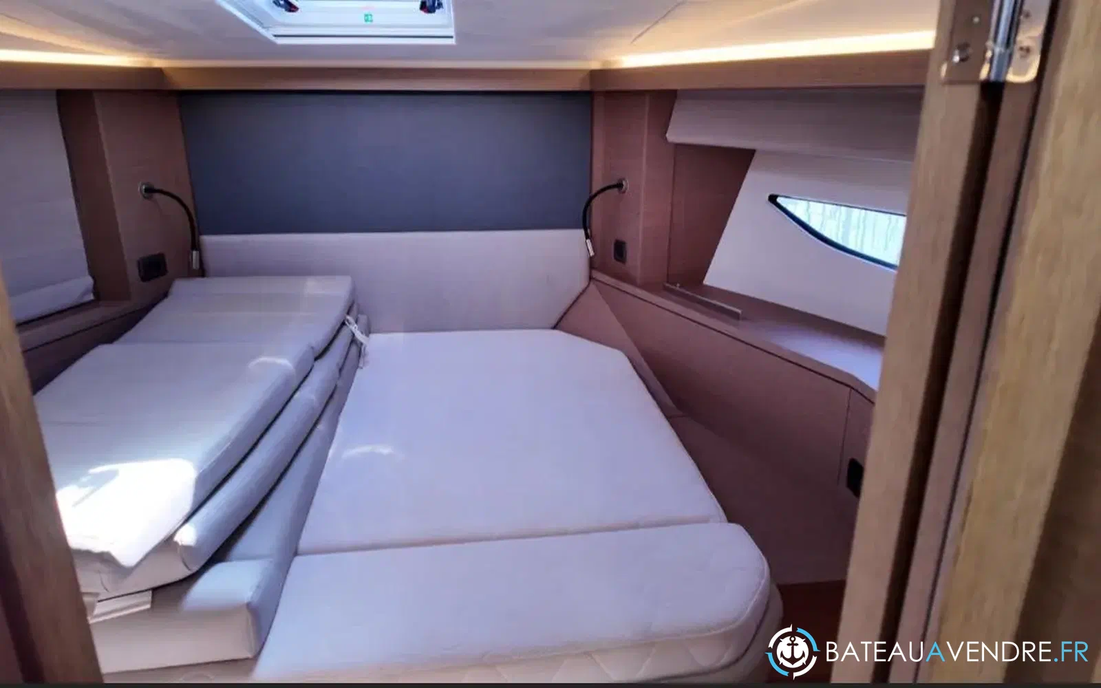 slider 6 Prestige Yachts 420 Fly