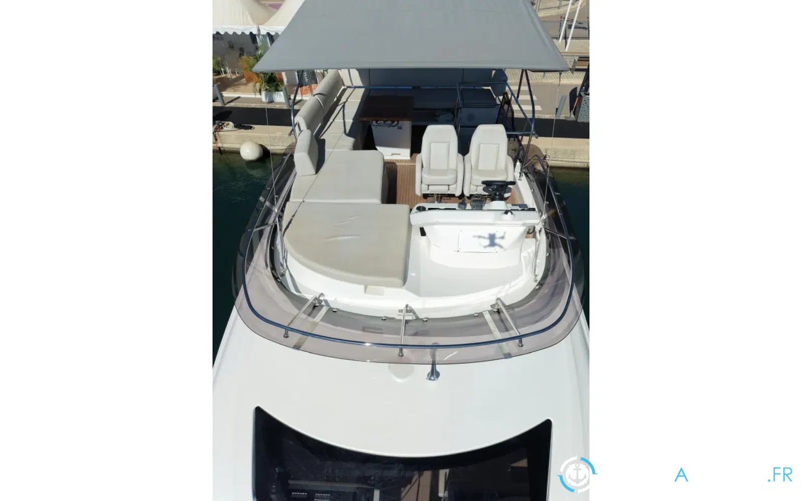 slider 2 Prestige Yachts F4.9