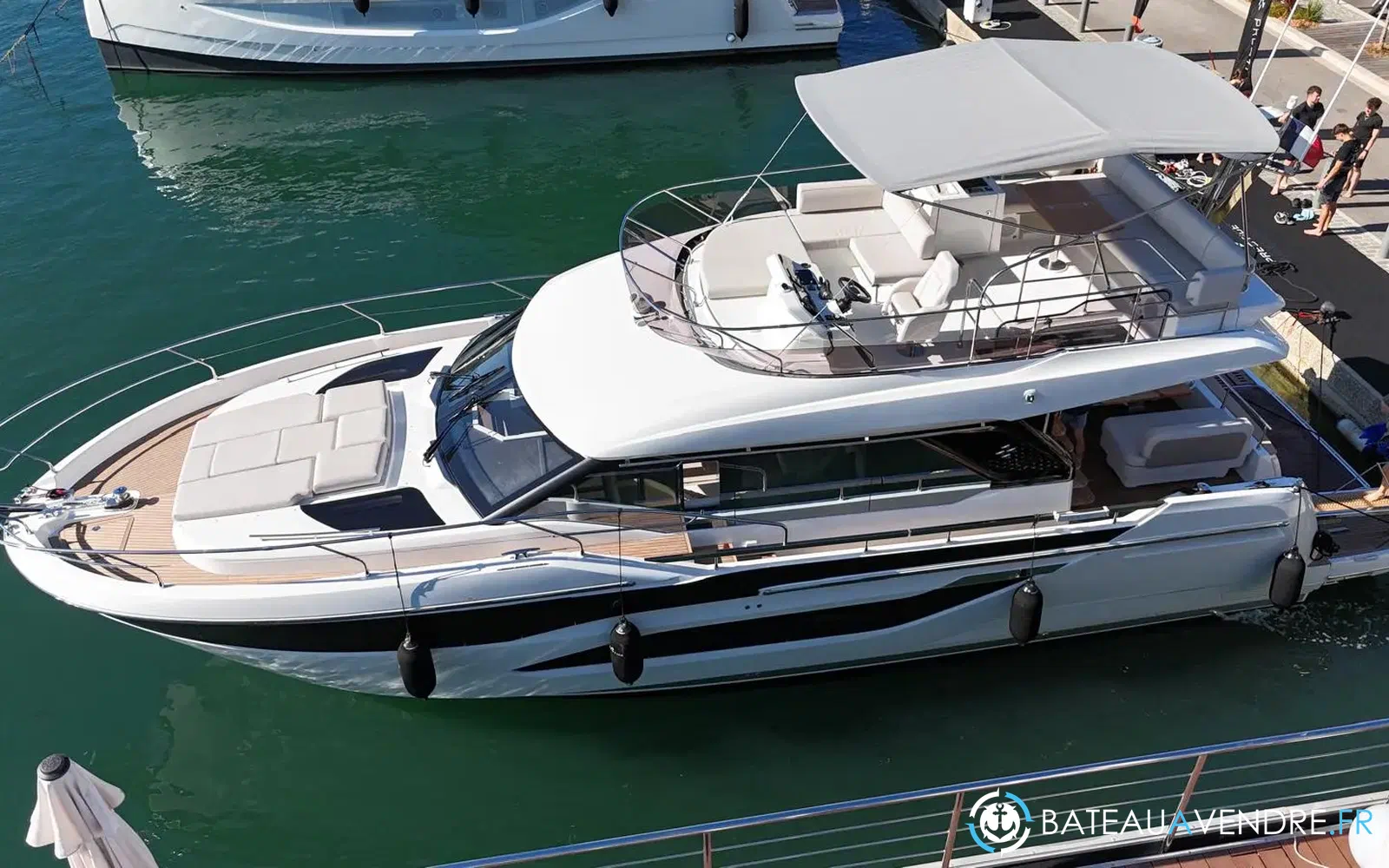 slider 4 Prestige Yachts F4.9