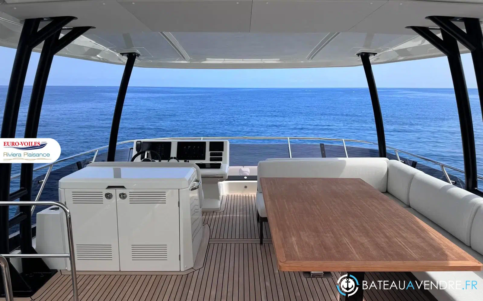 slider 12 Prestige Yachts M48