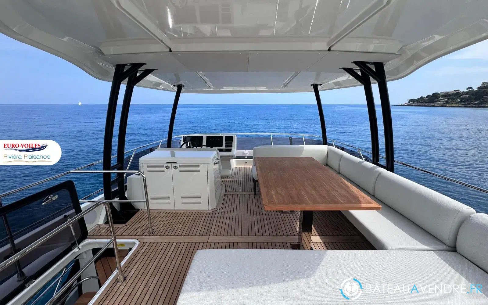 slider 13 Prestige Yachts M48
