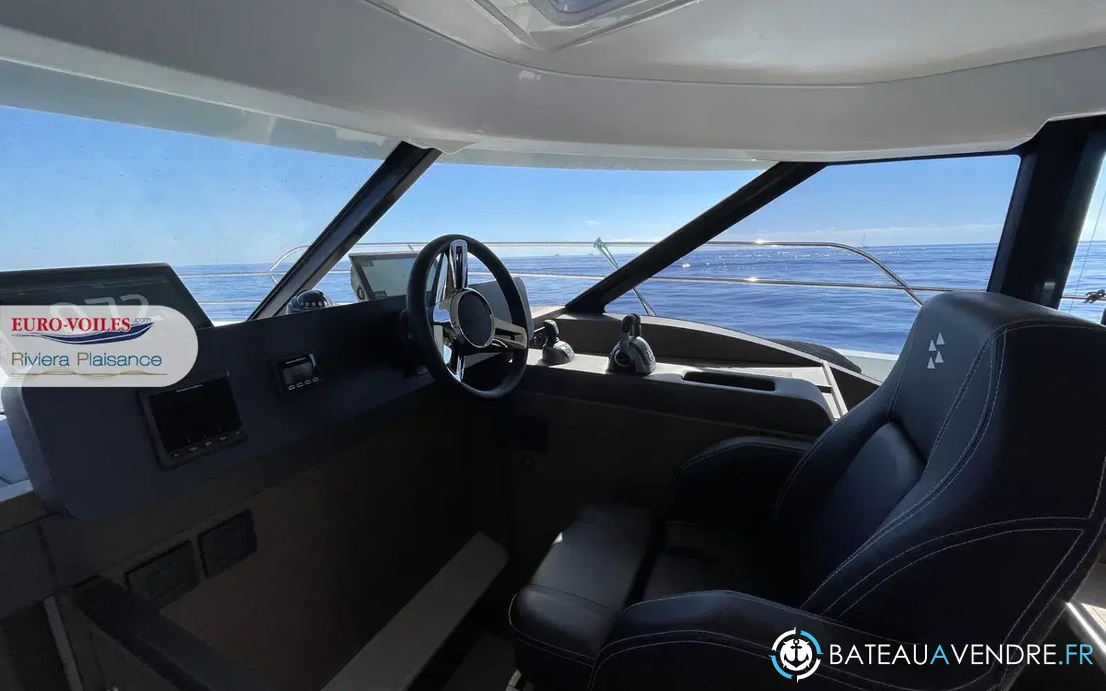 slider 18 Prestige Yachts M48