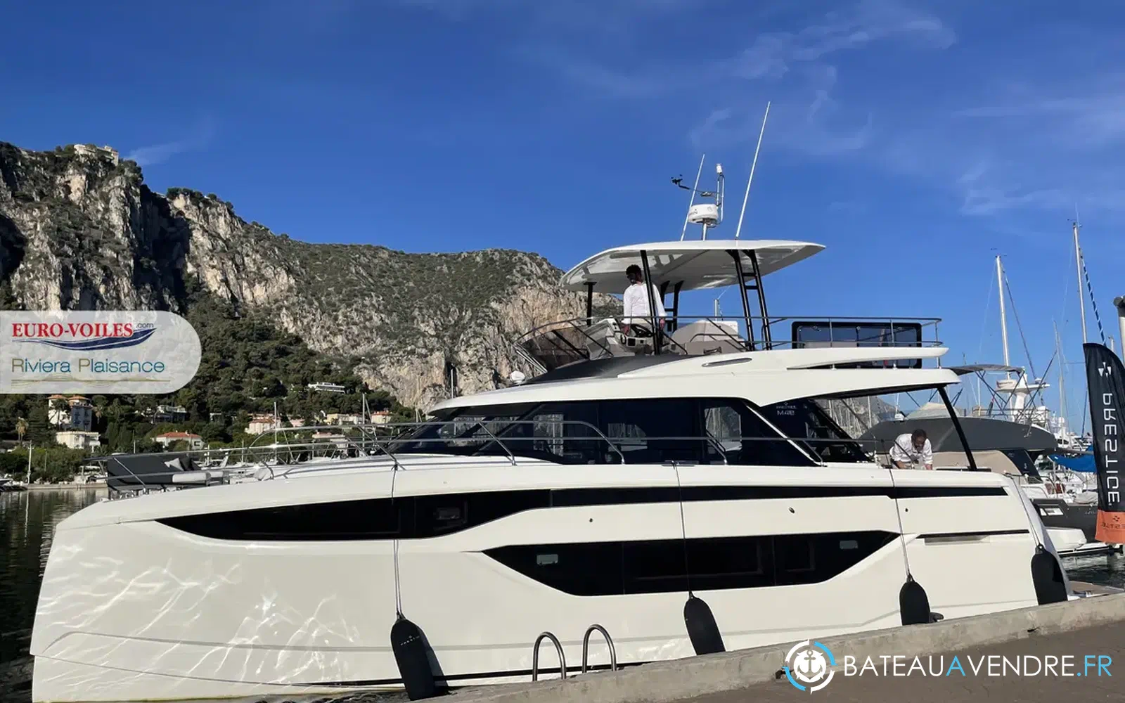 slider 4 Prestige Yachts M48