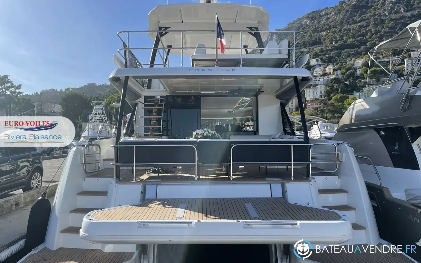 slider 6 Prestige Yachts M48
