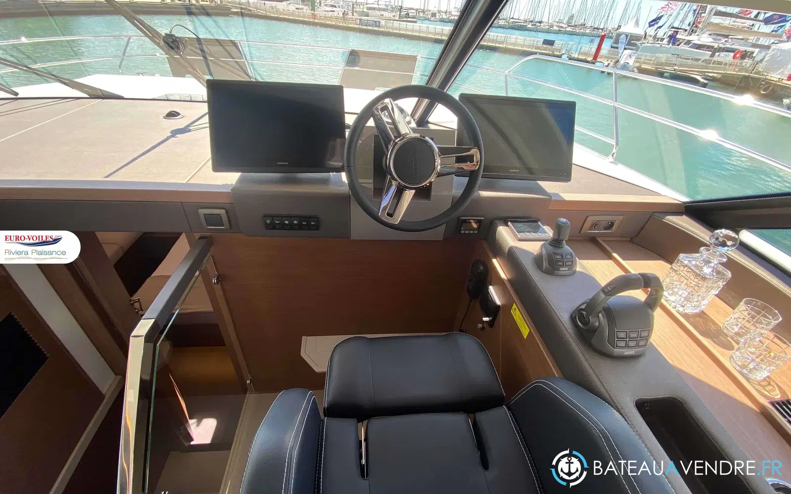 slider 9 Prestige Yachts M48
