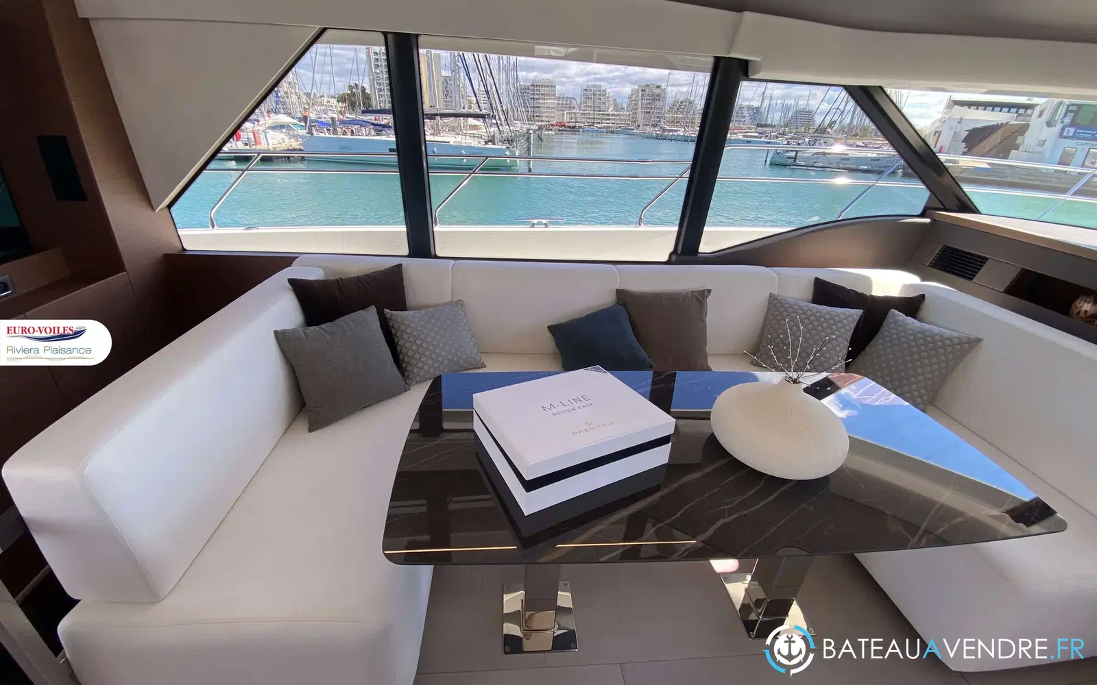 slider 10 Prestige Yachts M48