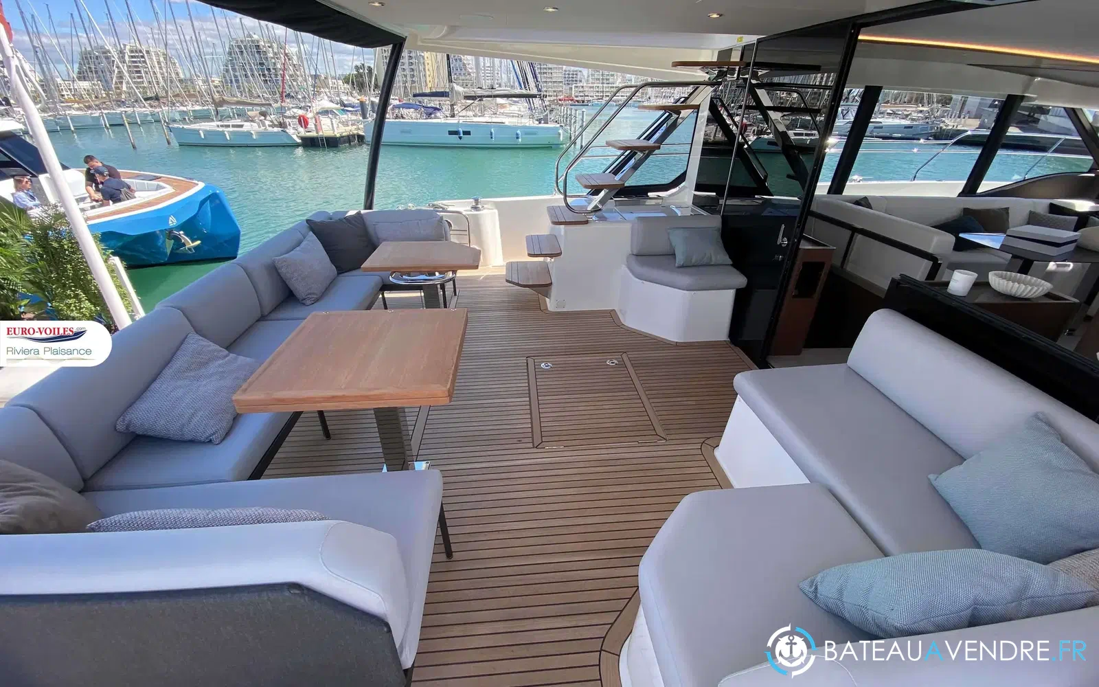 slider 4 Prestige Yachts M48
