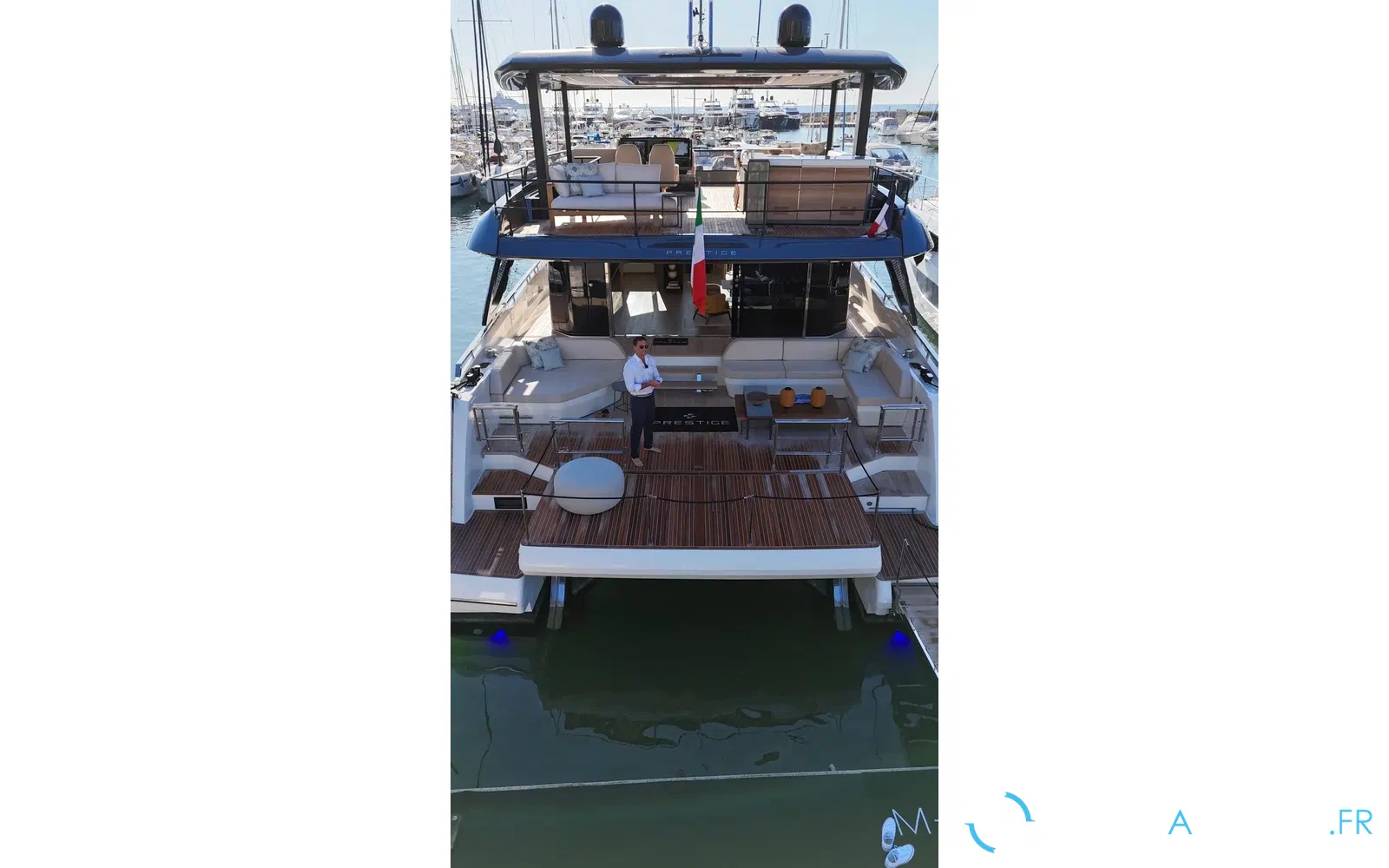 slider 8 Prestige Yachts M7
