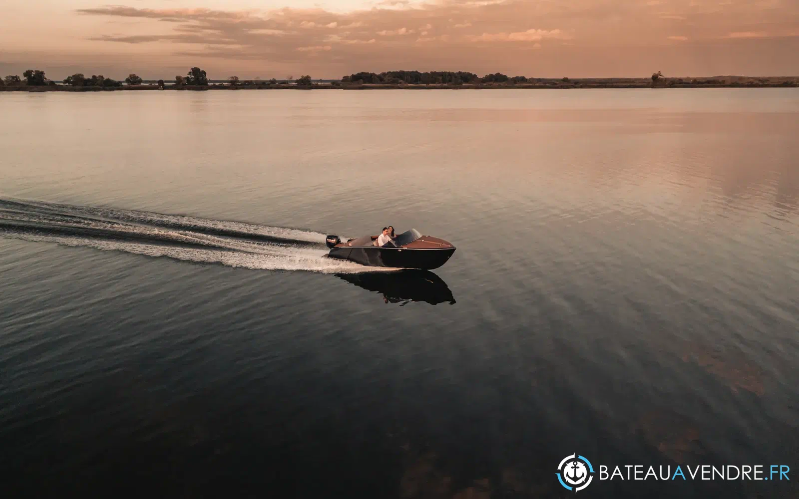 slider 15 VTS Boats Flying Shark 5.7