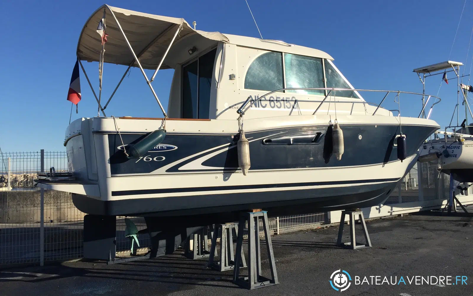 slider 8 Beneteau Antares 7.60