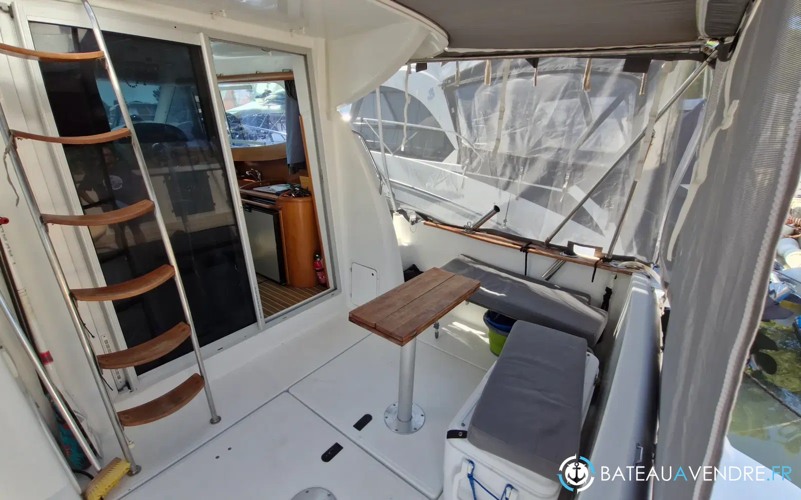 slider 21 Jeanneau Merry Fisher 925 Fly