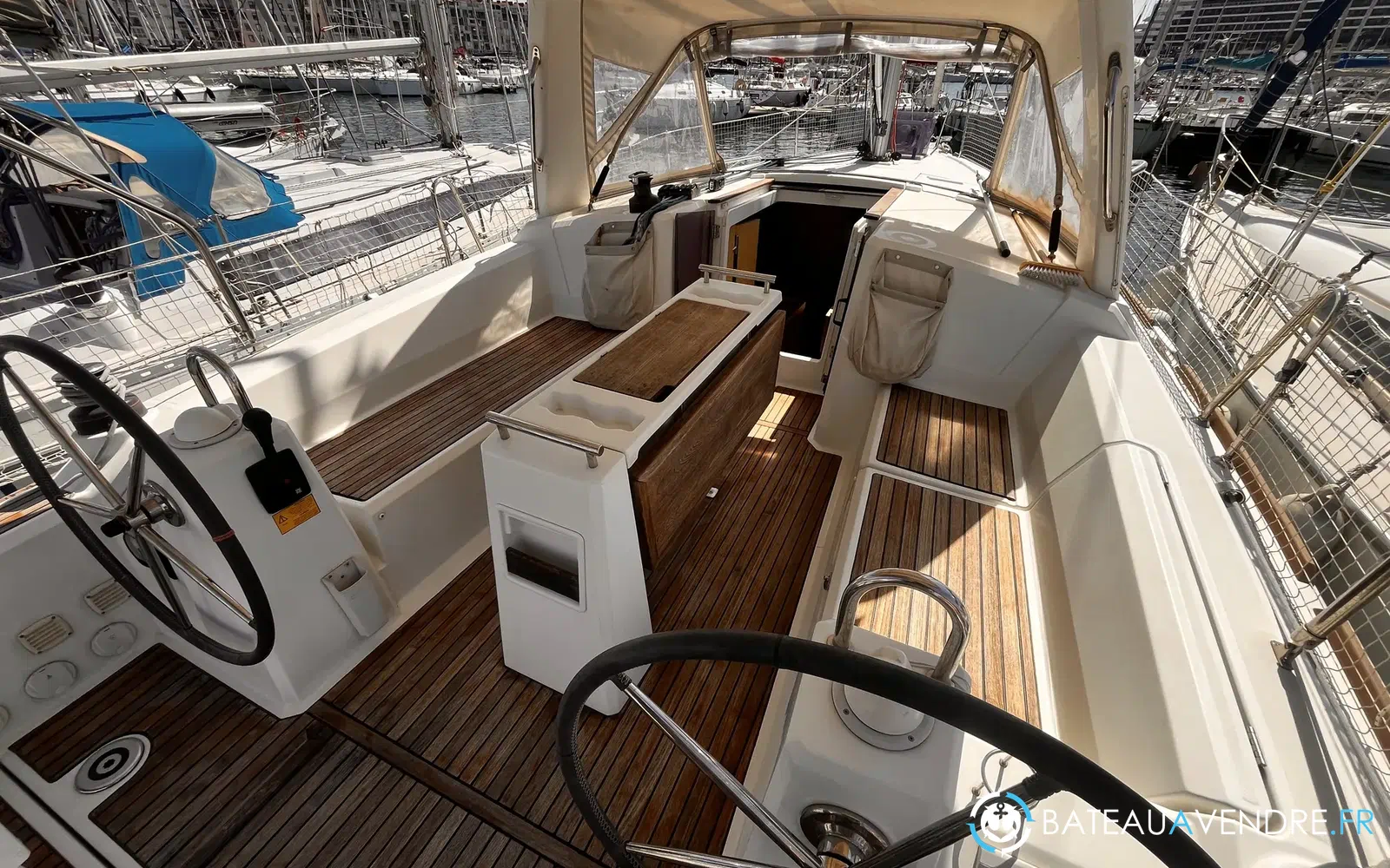 slider 3 Beneteau Oceanis 35.1