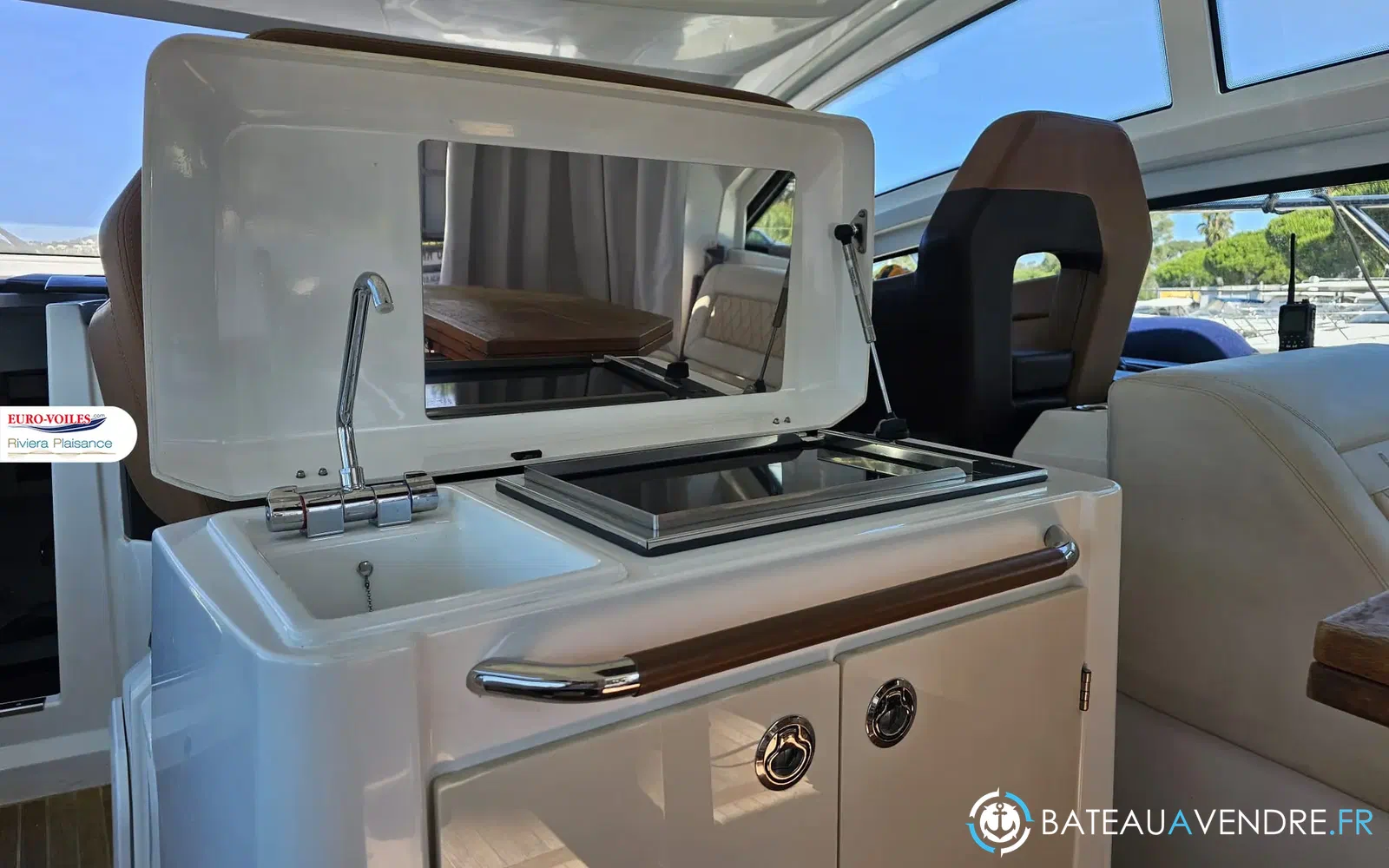 slider 3 Beneteau Gran Turismo 46