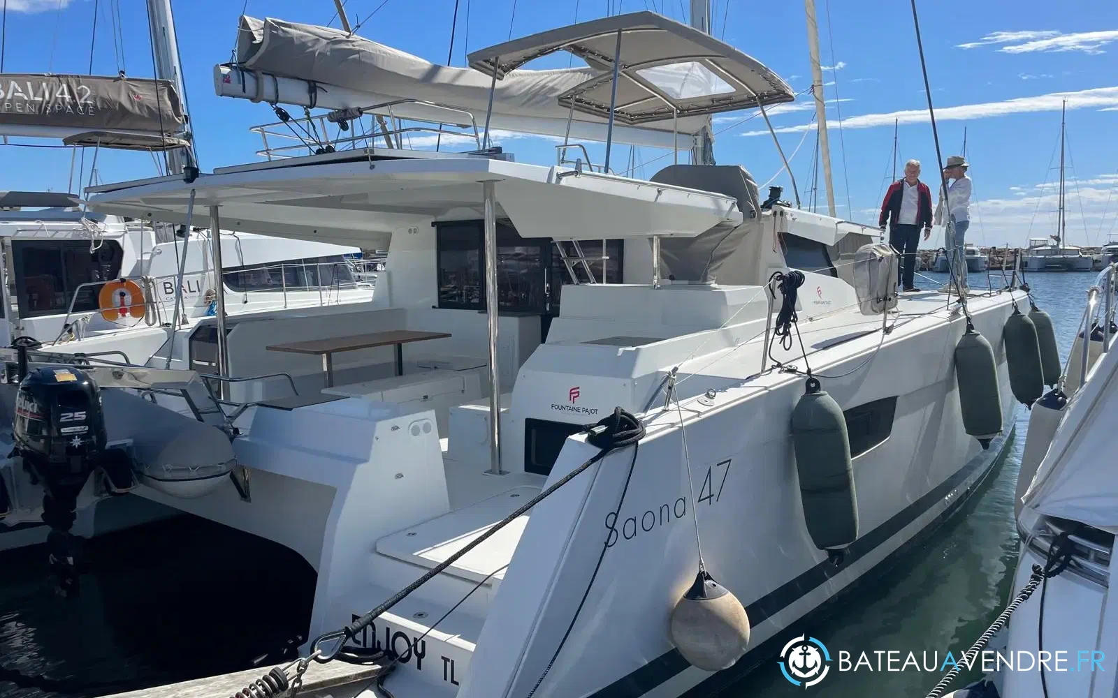 slider 3 Fountaine Pajot Saona 47
