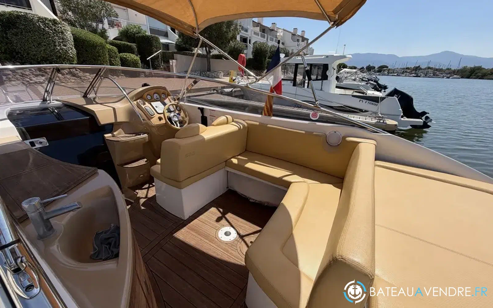 slider 9 Sessa Marine S26