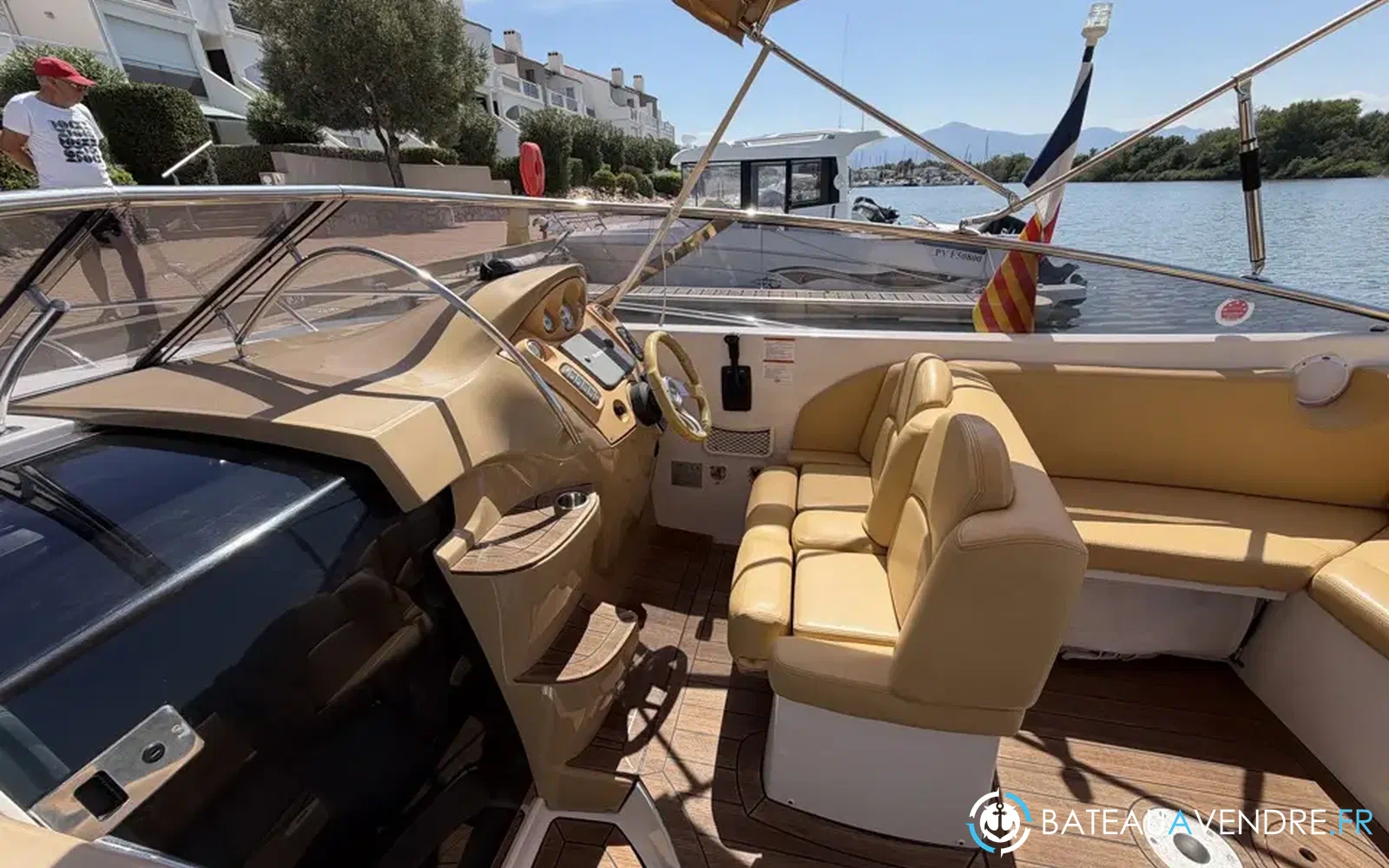 slider 11 Sessa Marine S26