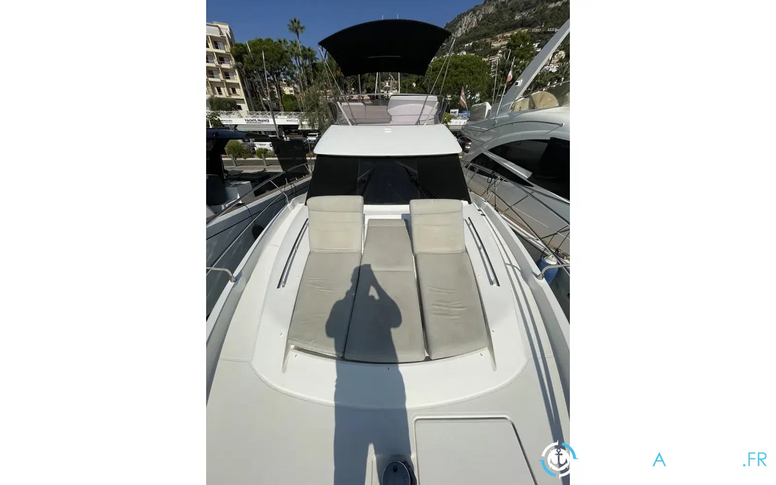 slider 10 Prestige Yachts 420 Fly