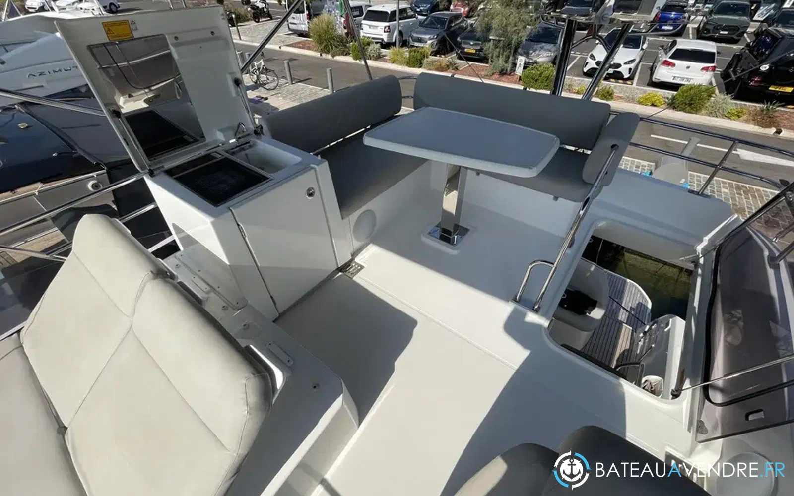 slider 16 Prestige Yachts 420 Fly