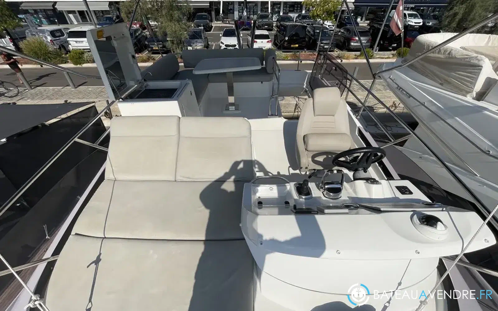 slider 21 Prestige Yachts 420 Fly