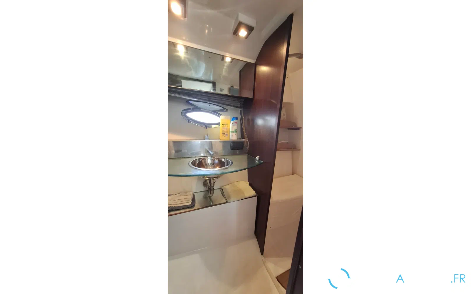 slider 7 Rio Yachts 32 BLU