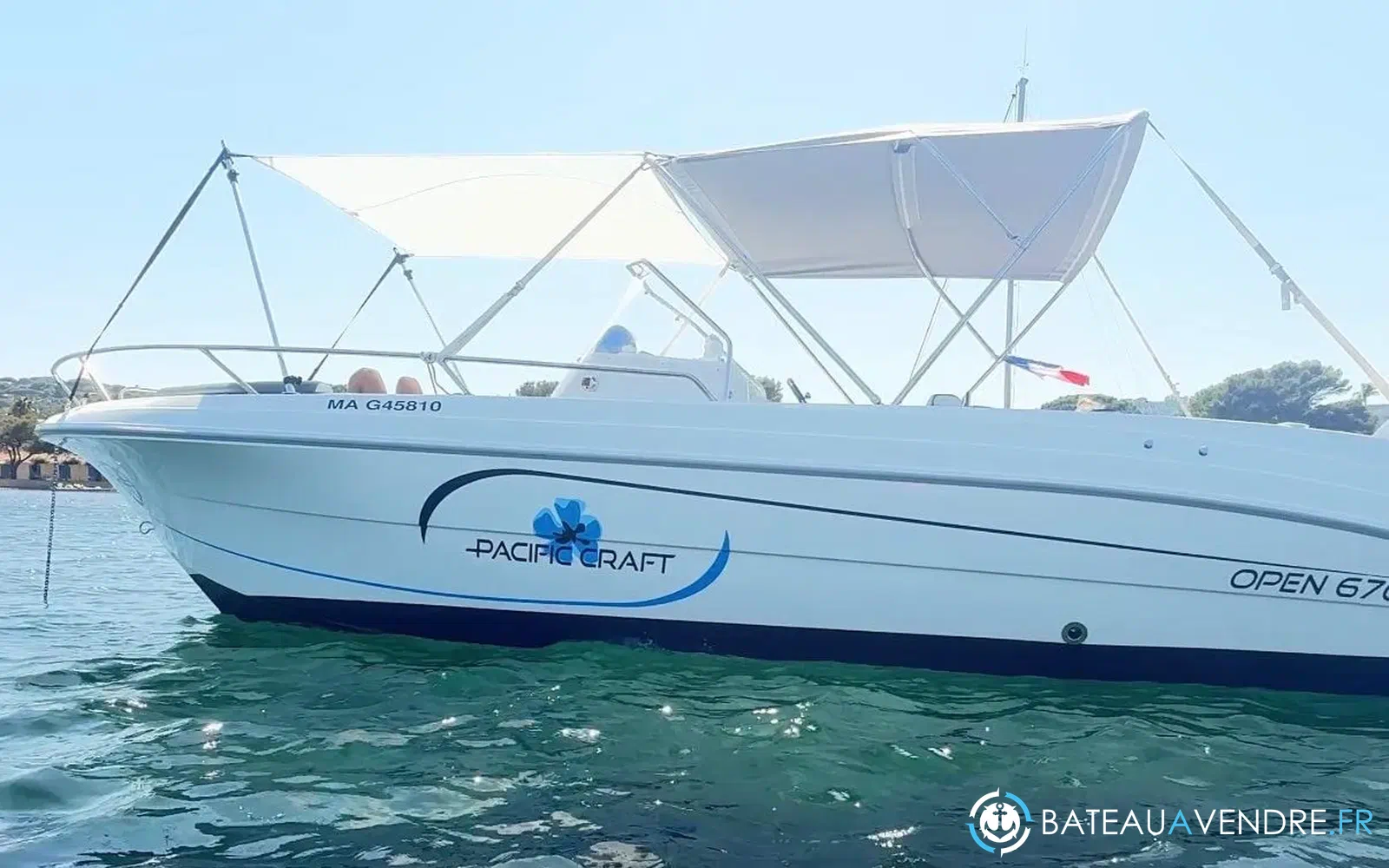 slider 1 Pacific Craft 670 Open