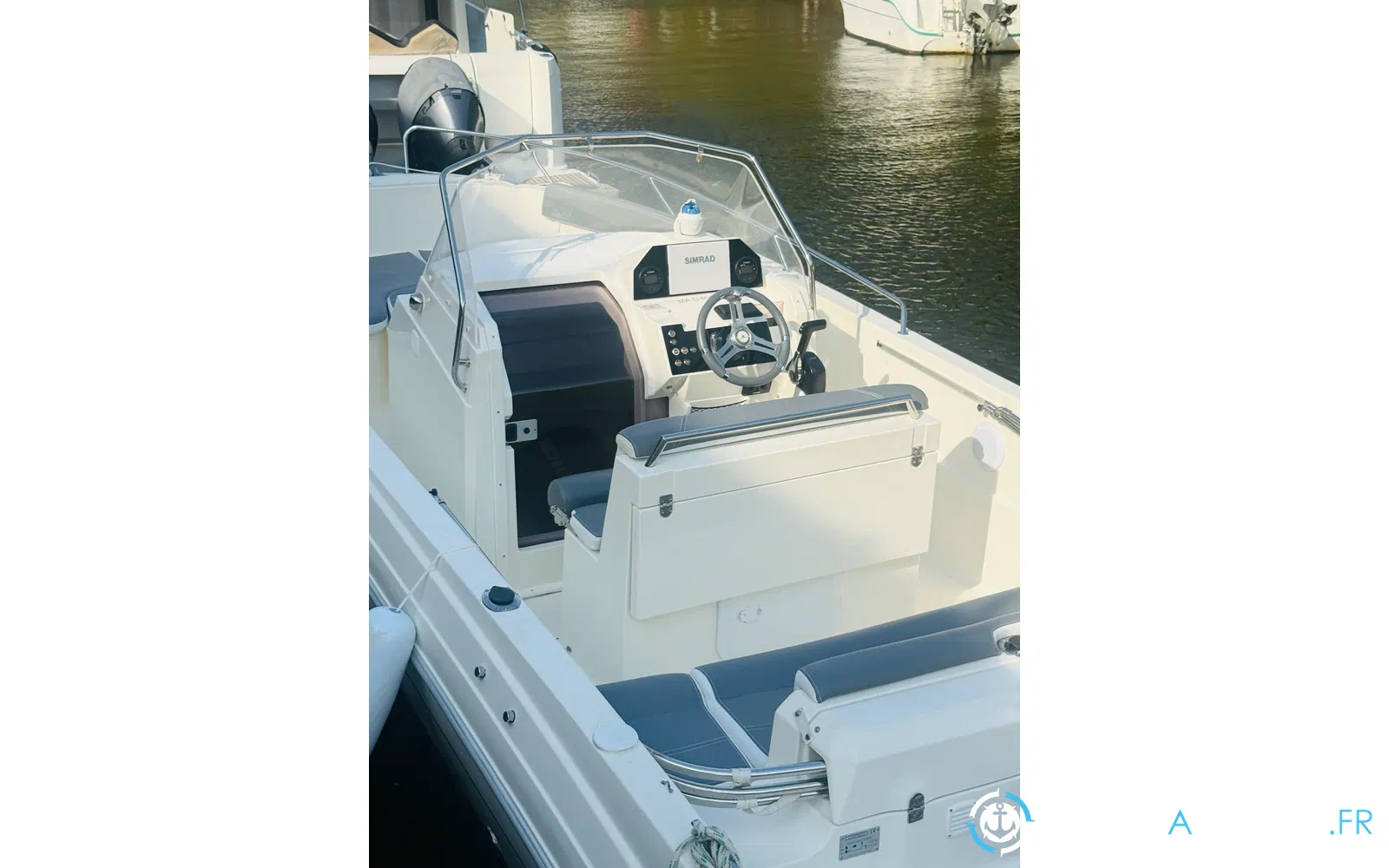 slider 2 Pacific Craft 670 Open