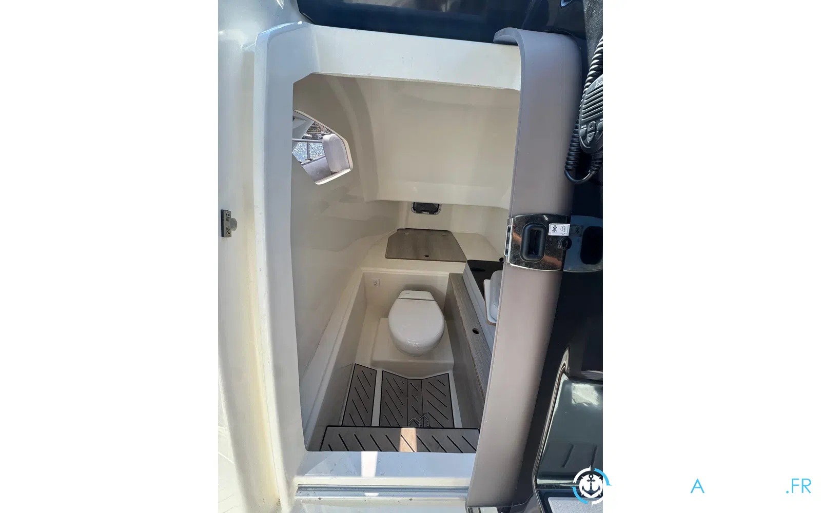 slider 6 Zodiac Medline 9