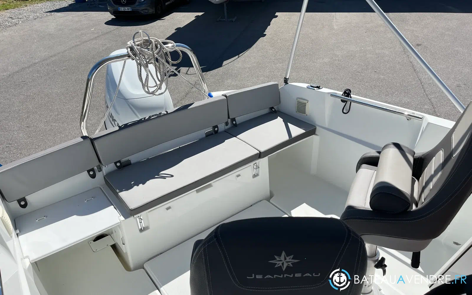 slider 7 Jeanneau Cap Camarat 5.5 CC