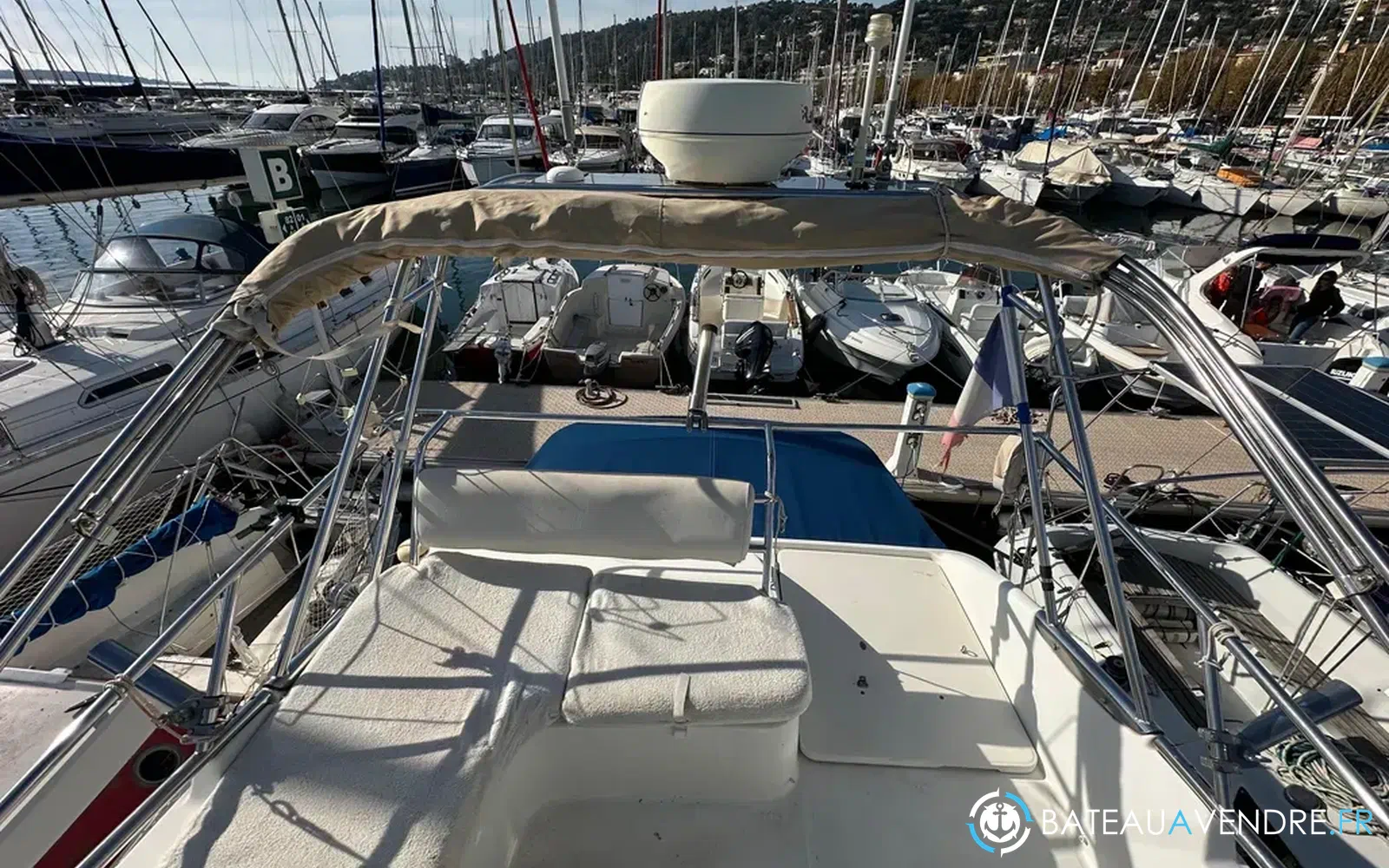slider 8 Beneteau Antares 980 Fly