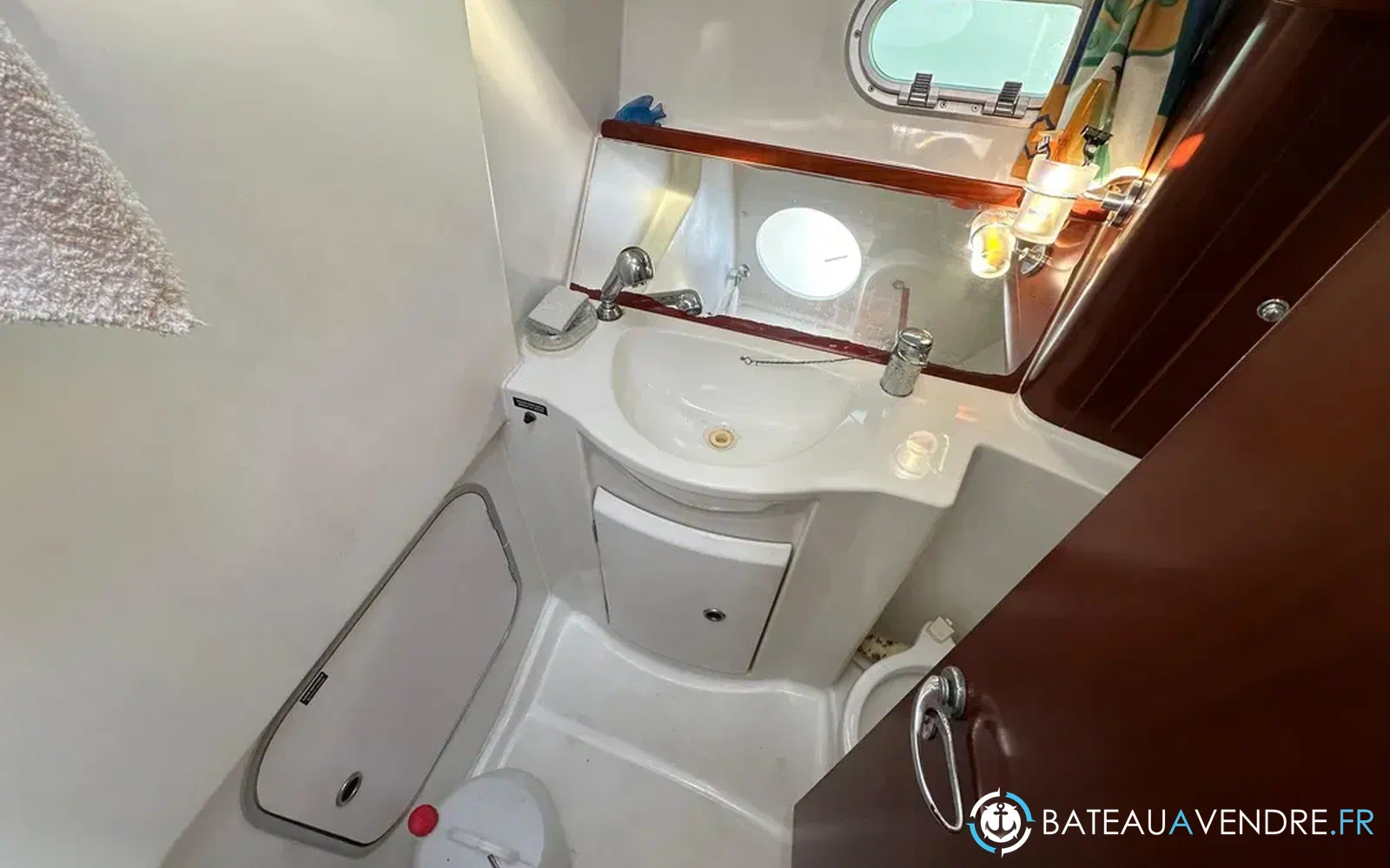 slider 23 Beneteau Antares 980 Fly