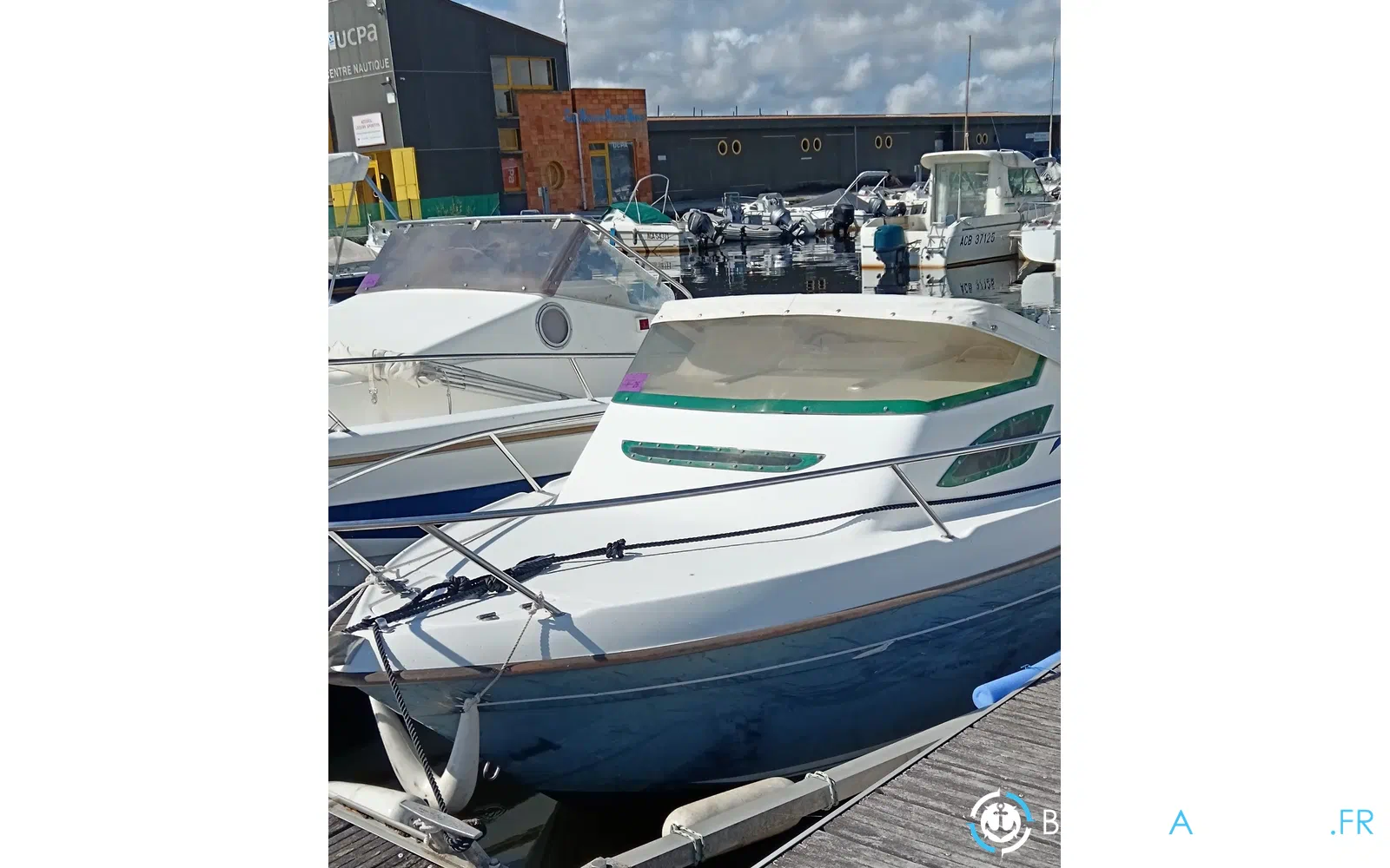 slider 0 B2 Marine Cap Ferret 500
