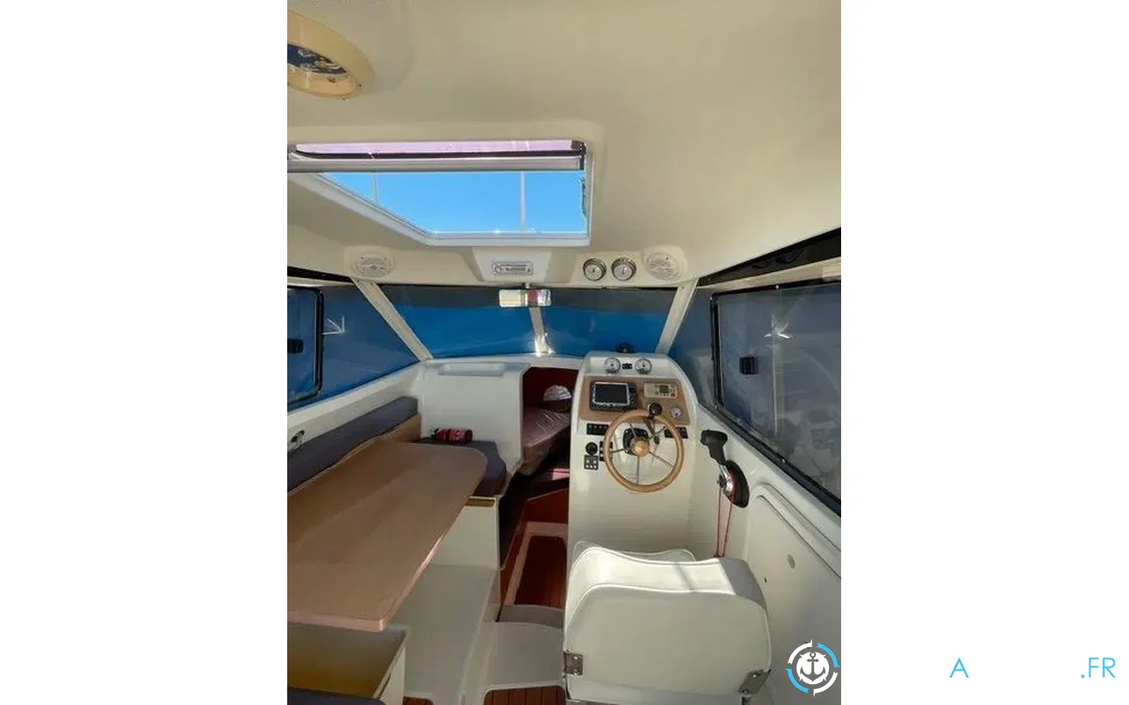slider 3 Jeanneau Merry Fisher 725 Legende
