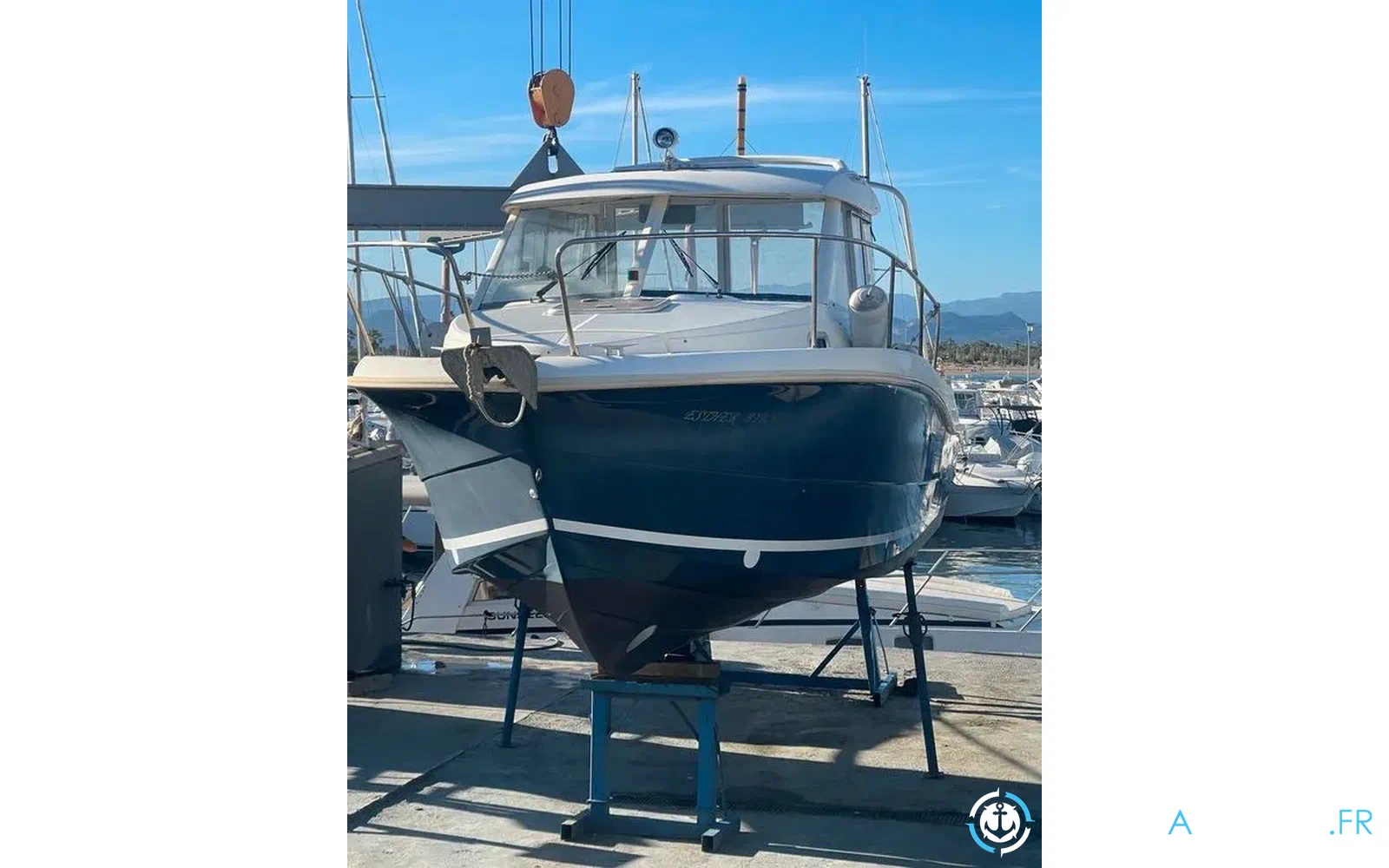 slider 2 Jeanneau Merry Fisher 725 Legende