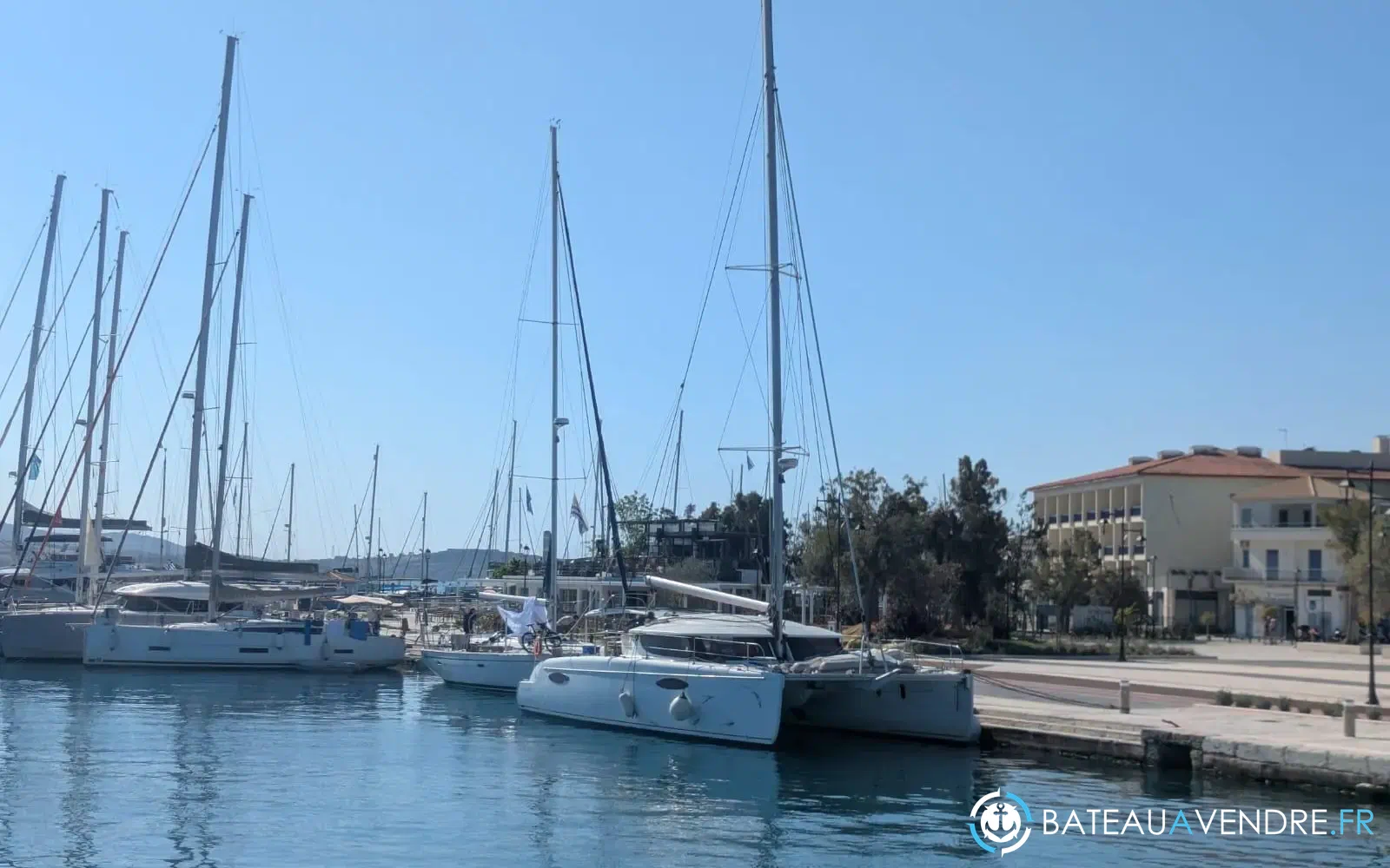 slider 0 Fountaine Pajot Orana 44