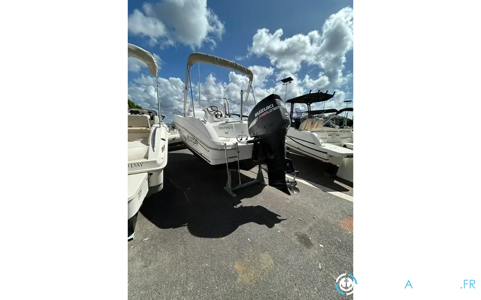 slider 11 Beneteau Flyer 750 Sundeck