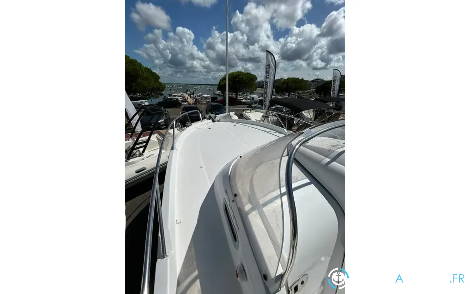slider 2 Beneteau Flyer 750 Sundeck