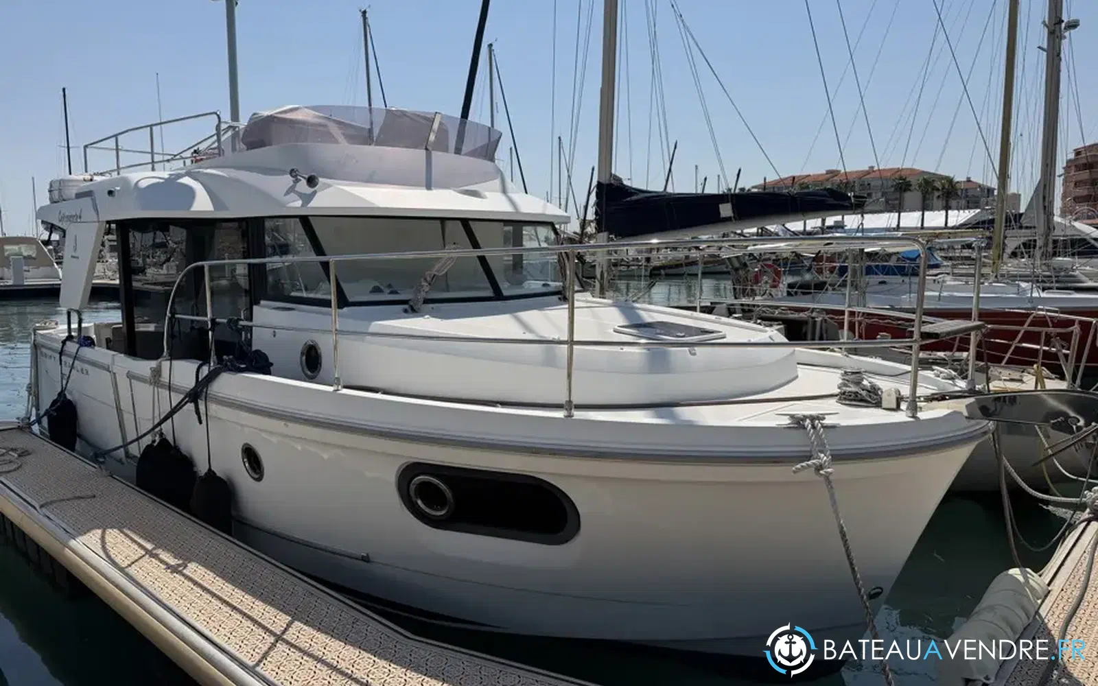 slider 1 Beneteau Swift Trawler 30