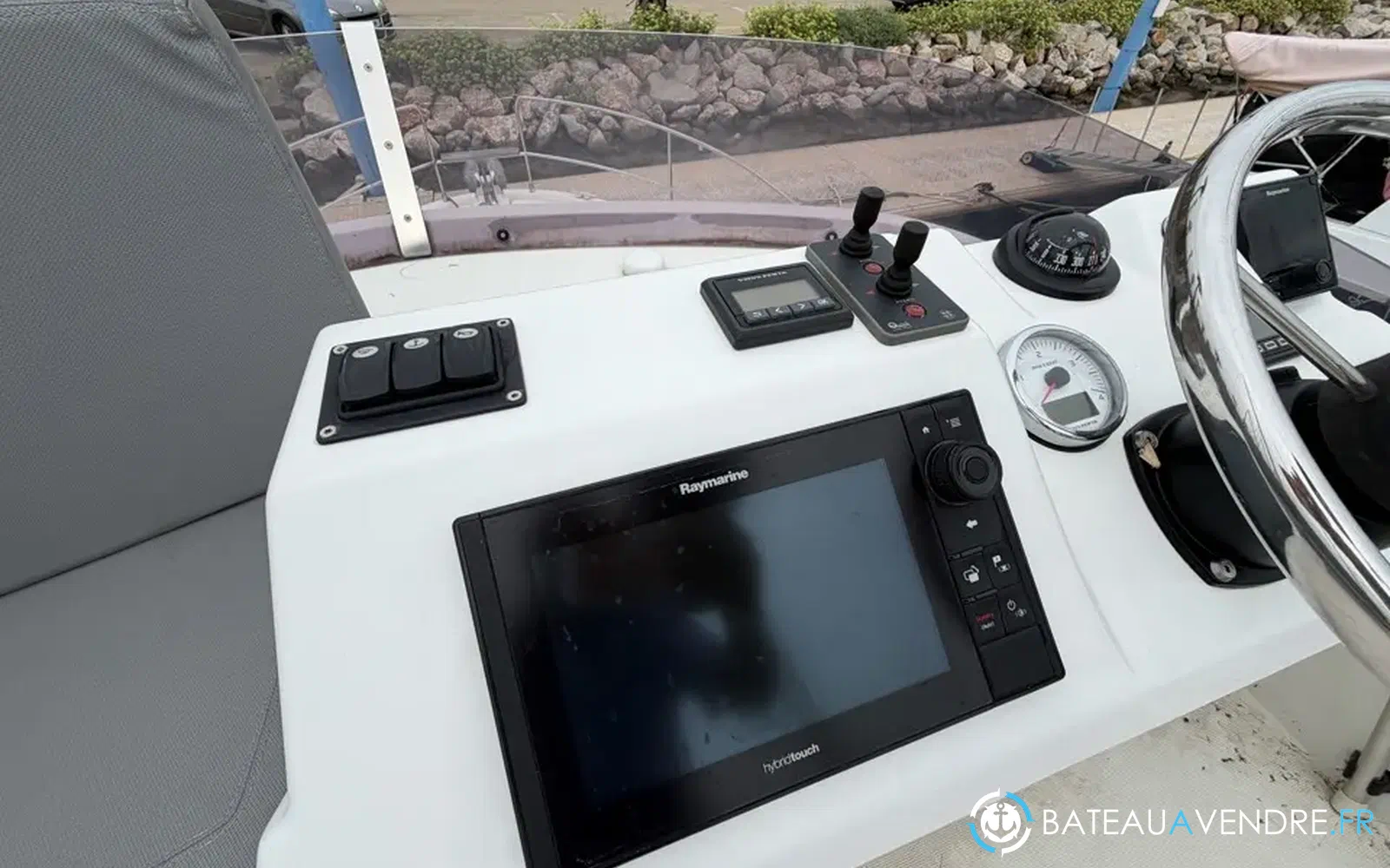 slider 19 Beneteau Swift Trawler 30