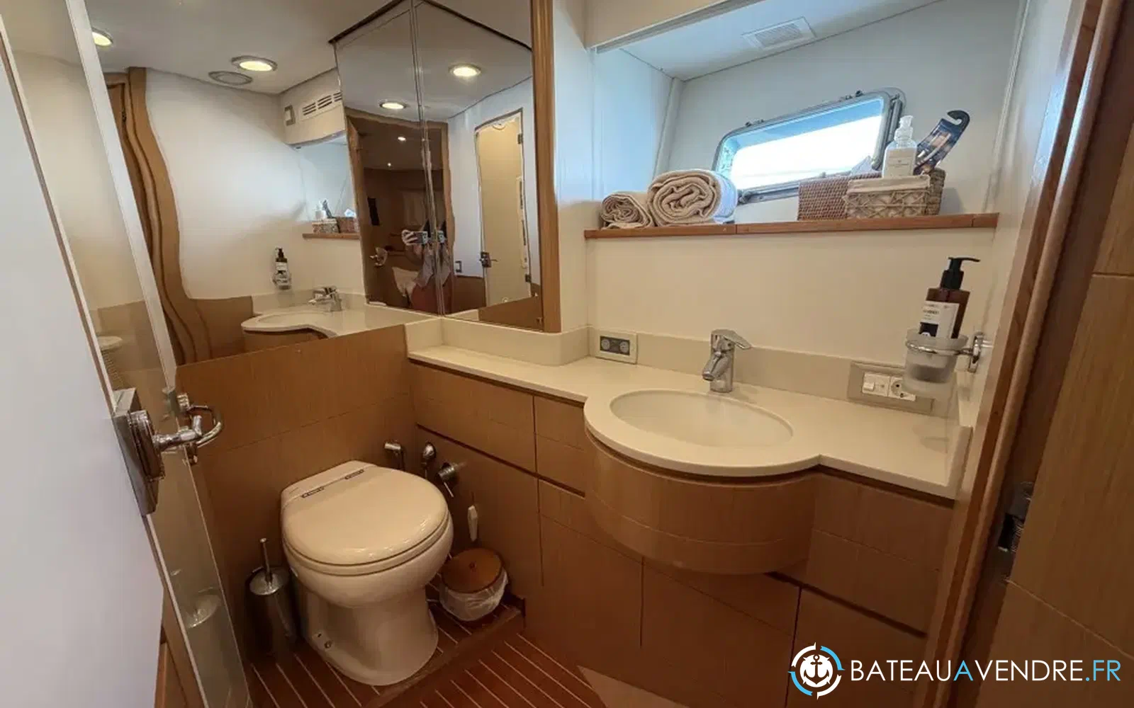 slider 19 Grand Banks Aleutian 59