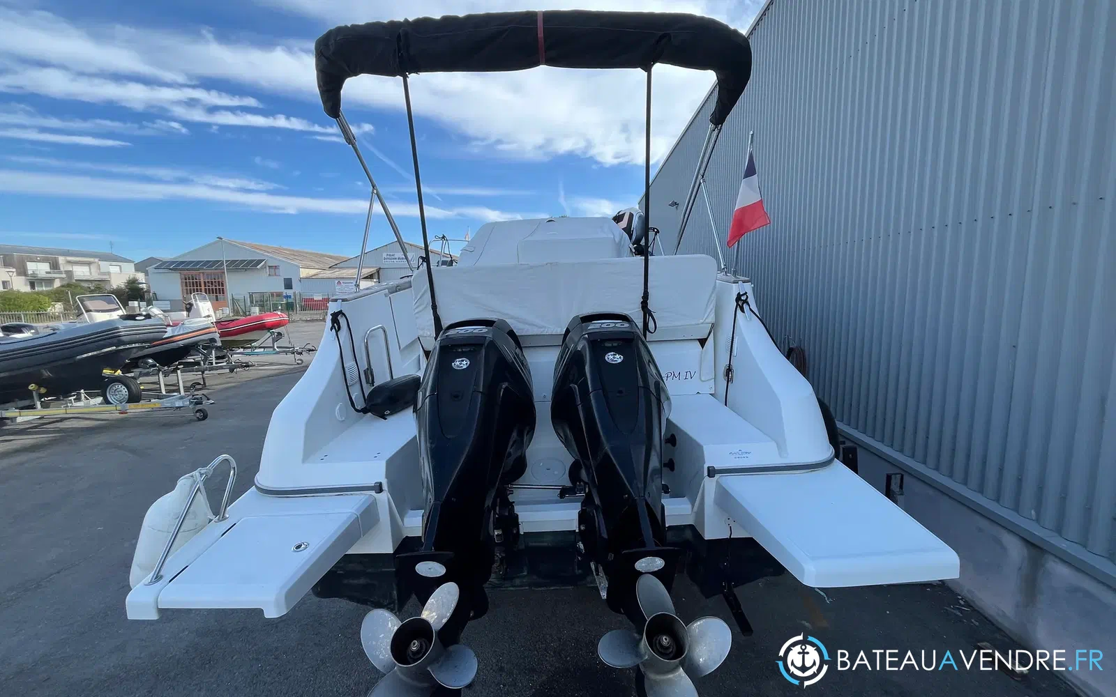 slider 1 Beneteau Flyer 8.8 SUNdeck