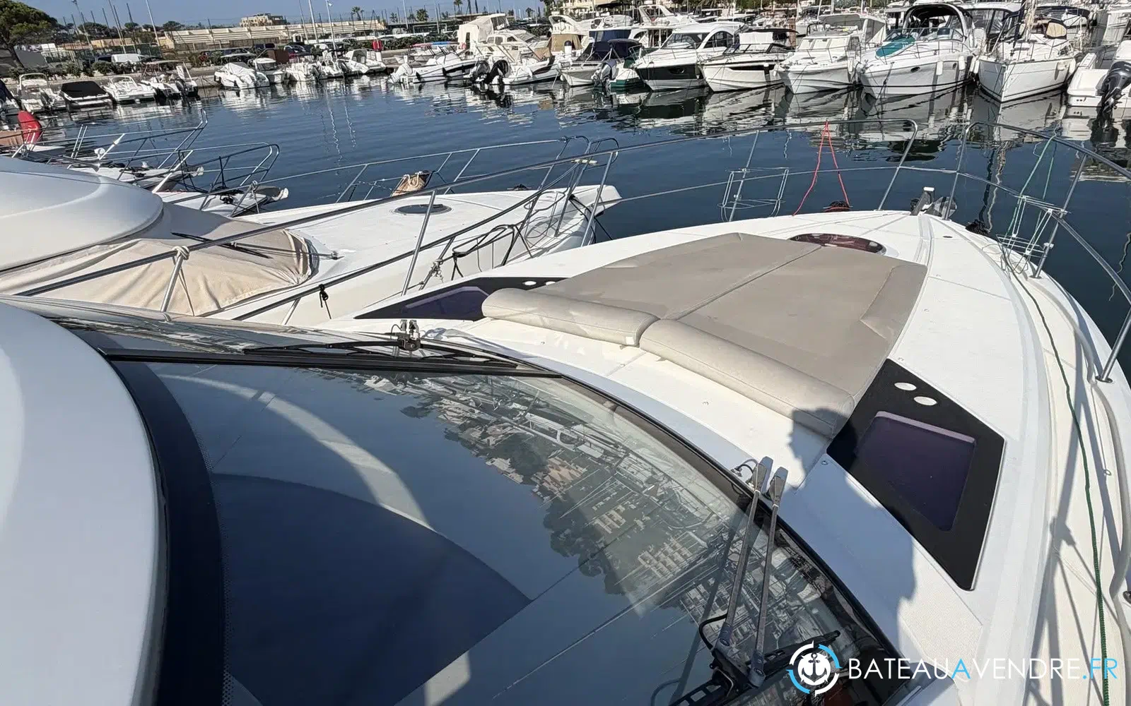 slider 17 Beneteau Monte Carlo 42