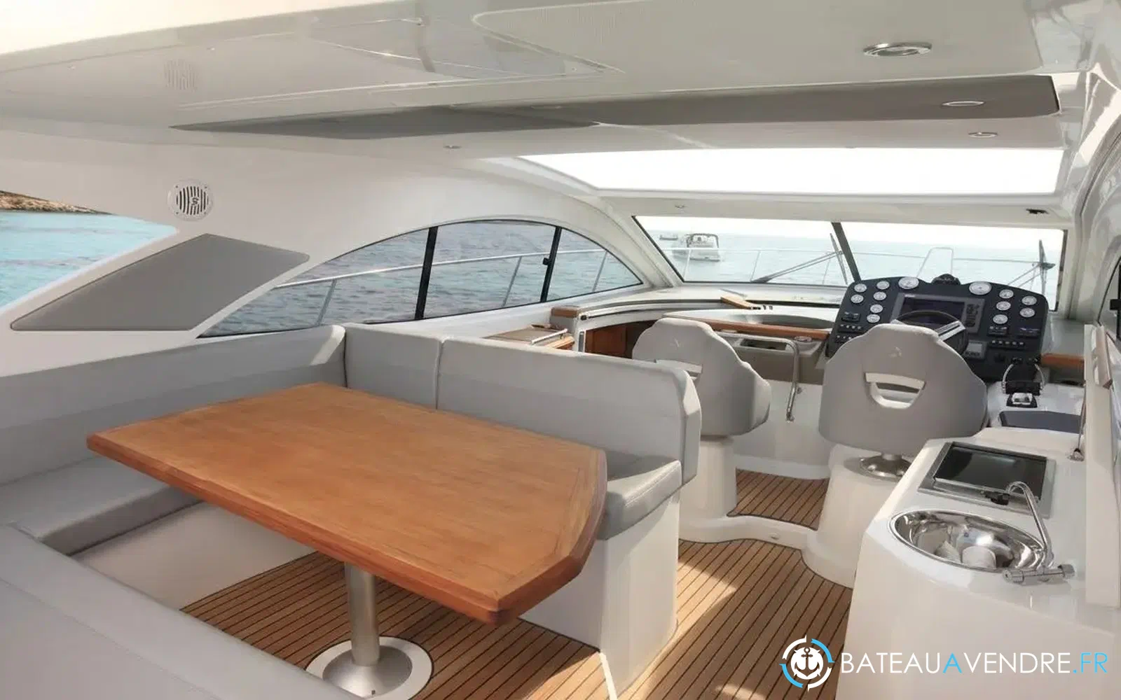 slider 2 Beneteau Monte Carlo 42