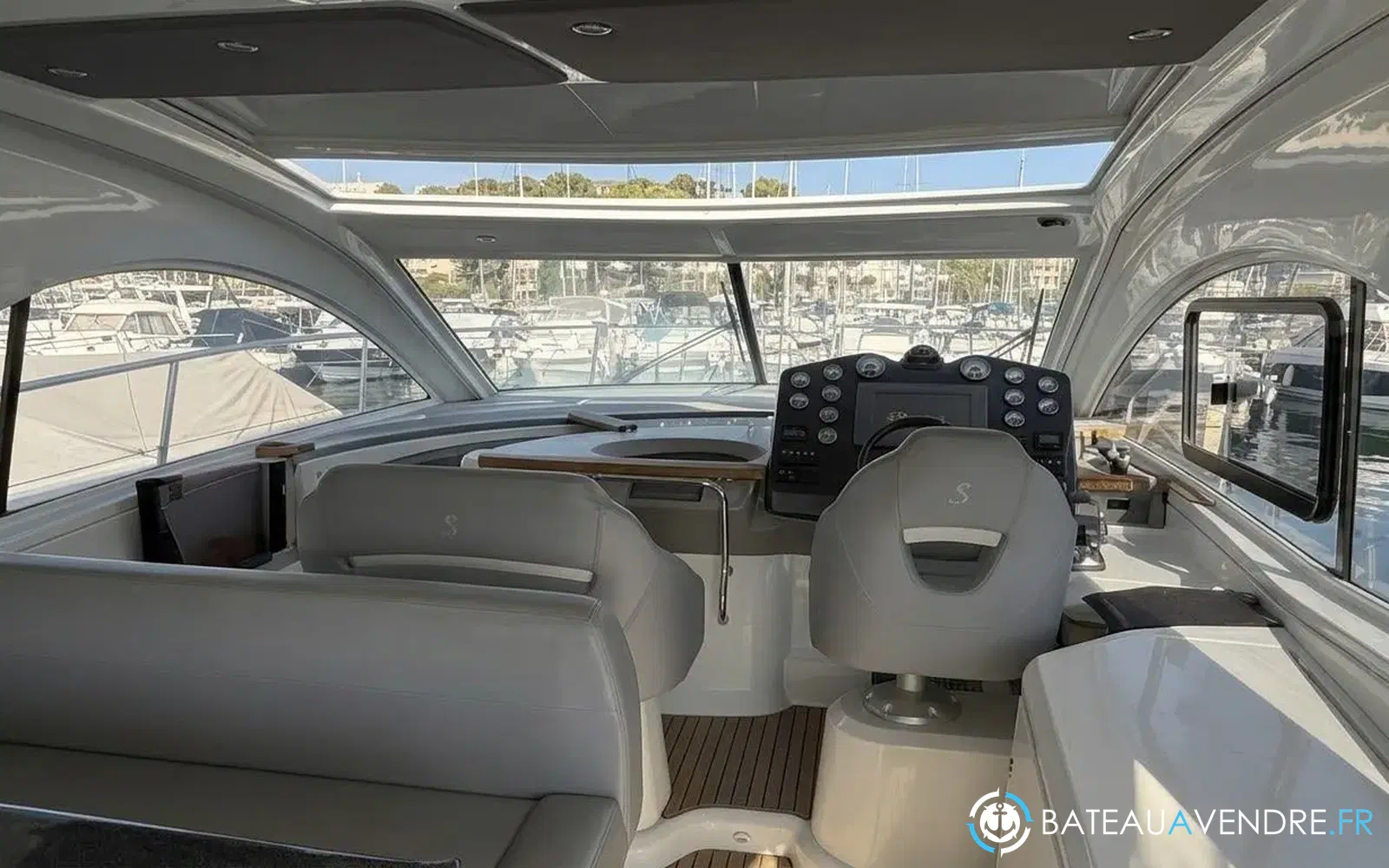 slider 5 Beneteau Monte Carlo 42