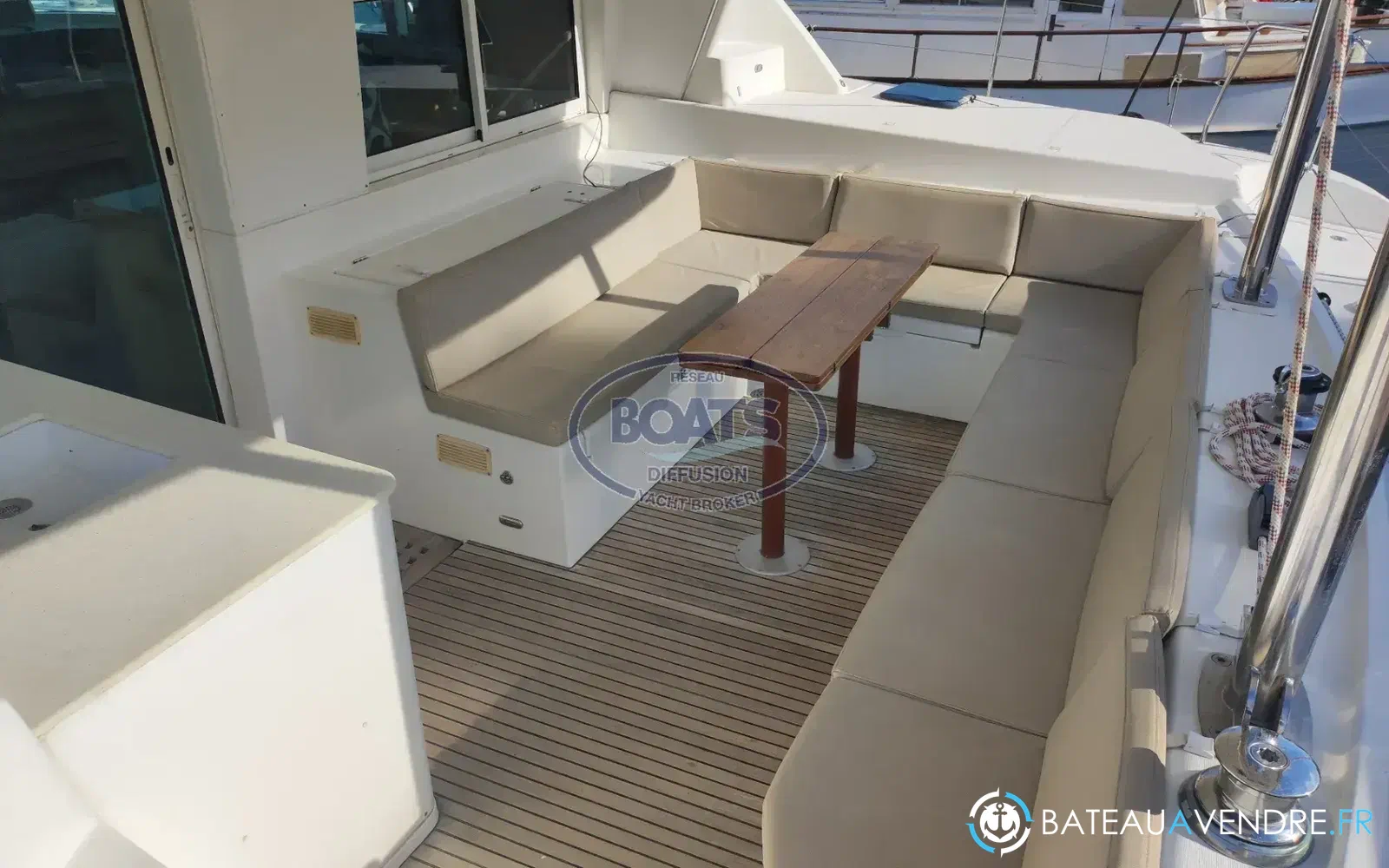 slider 2 Lagoon 440